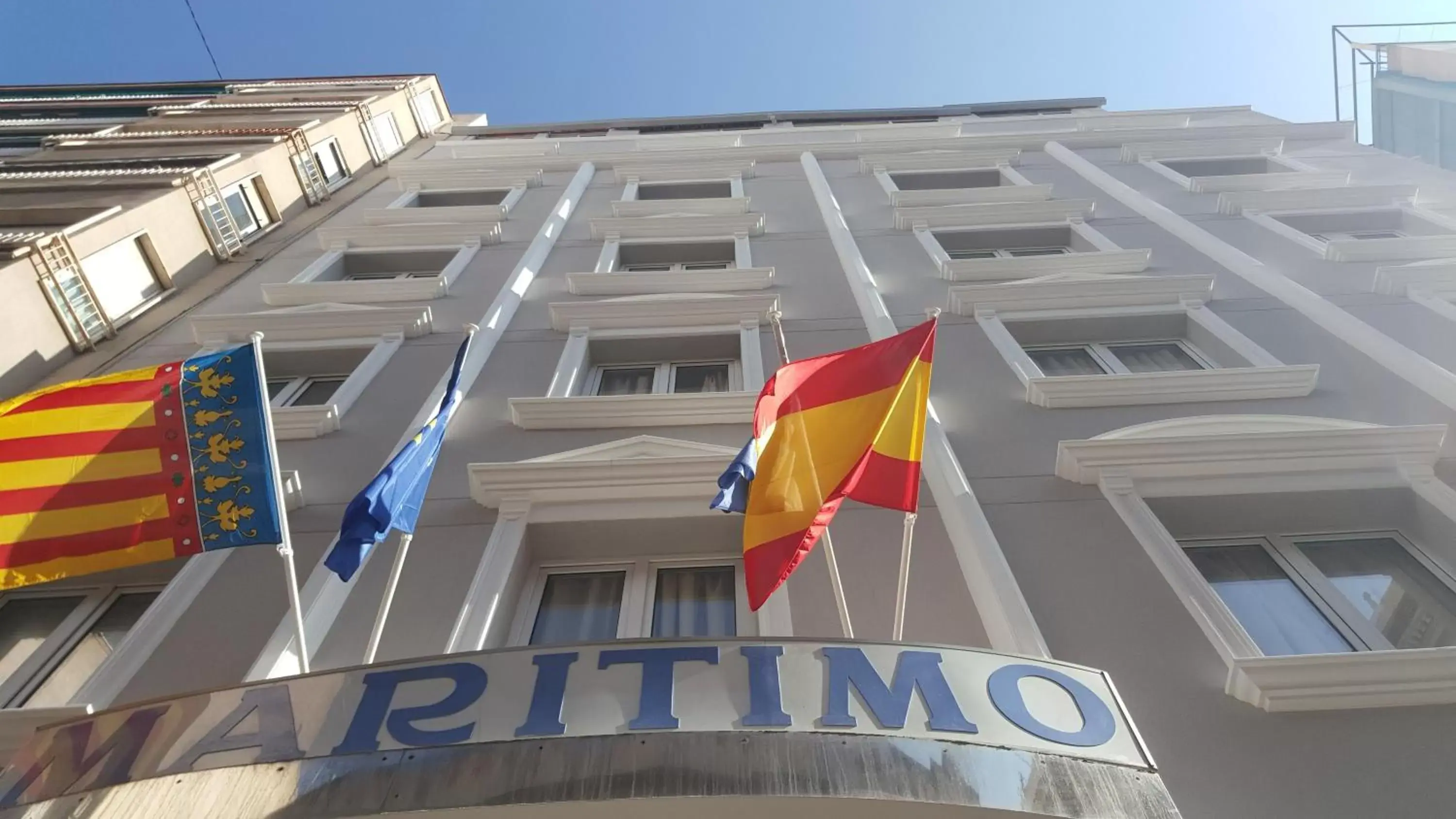 Facade/entrance, Property Building in Hotel Maritimo