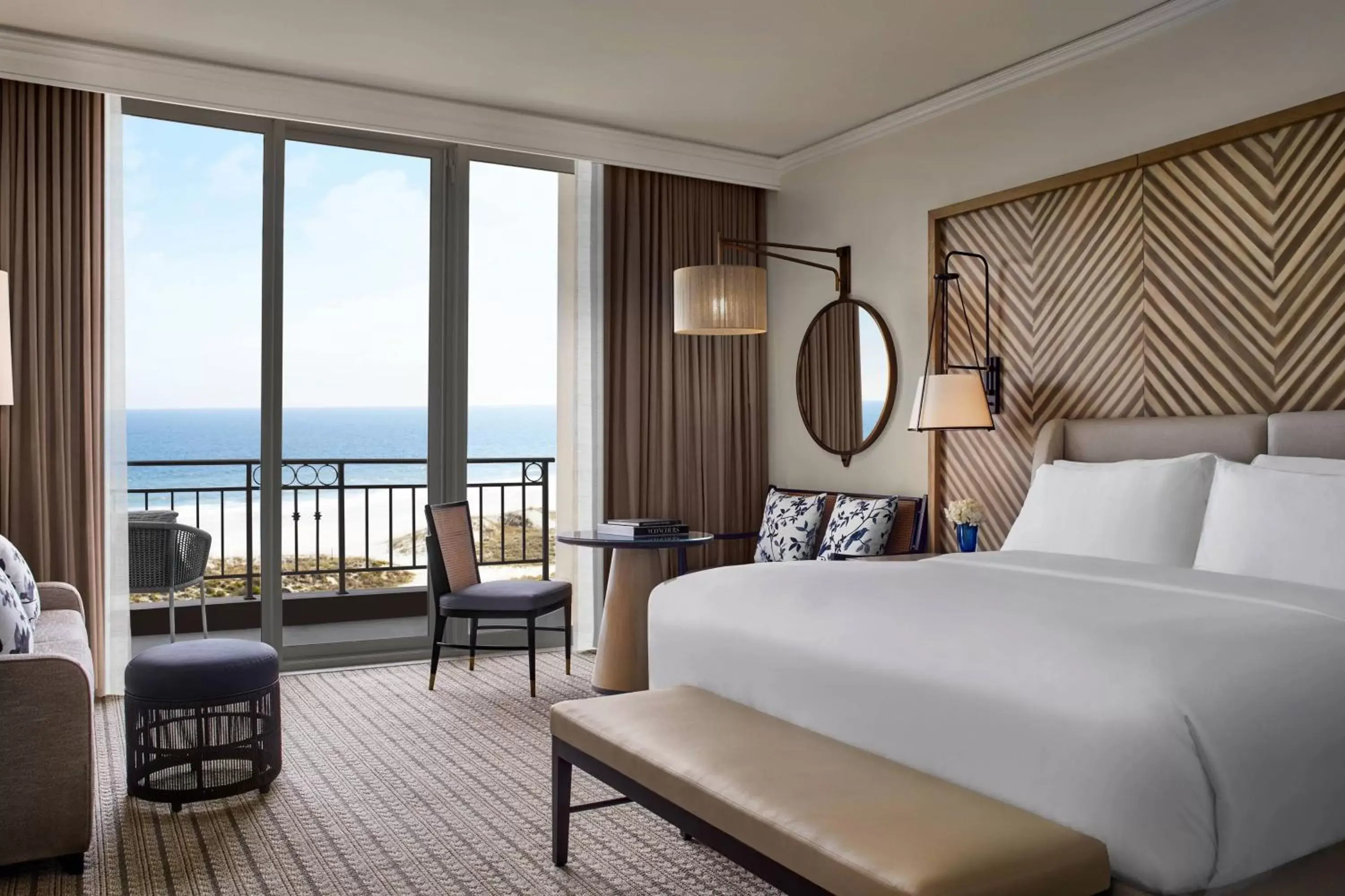 Photo of the whole room, Sea View in The Ritz-Carlton Amelia Island
