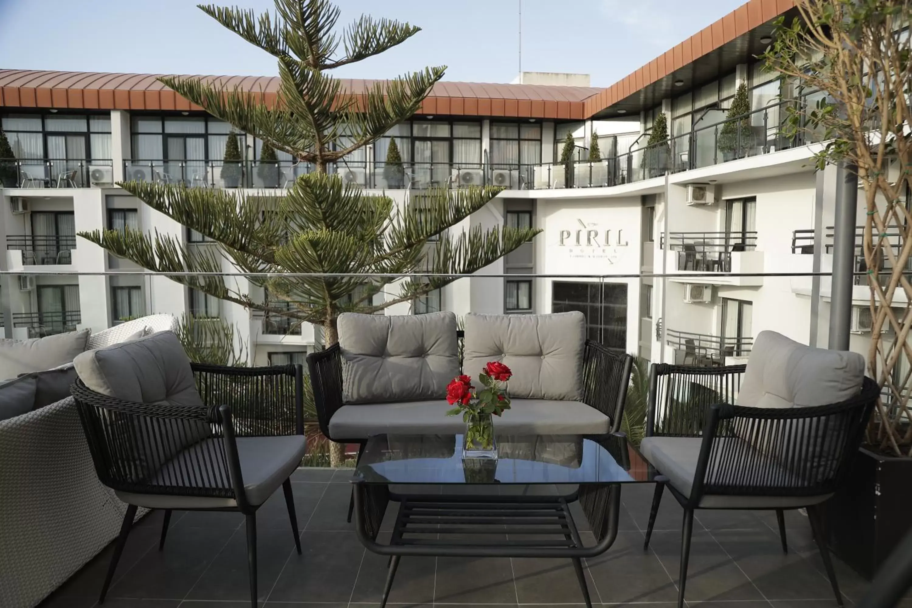 Balcony/Terrace in Pırıl Hotel Thermal&Beauty SPA