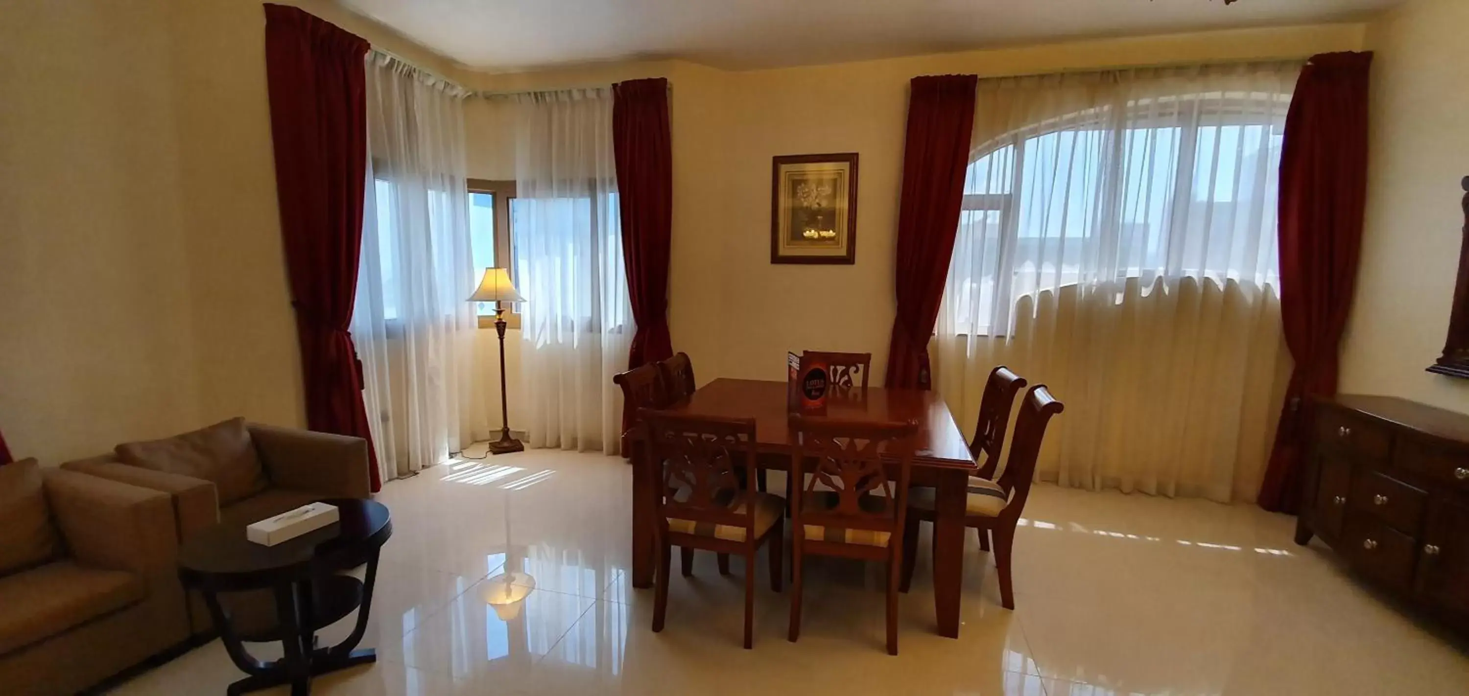 Dining area, Seating Area in Ivory Hotel Apartments