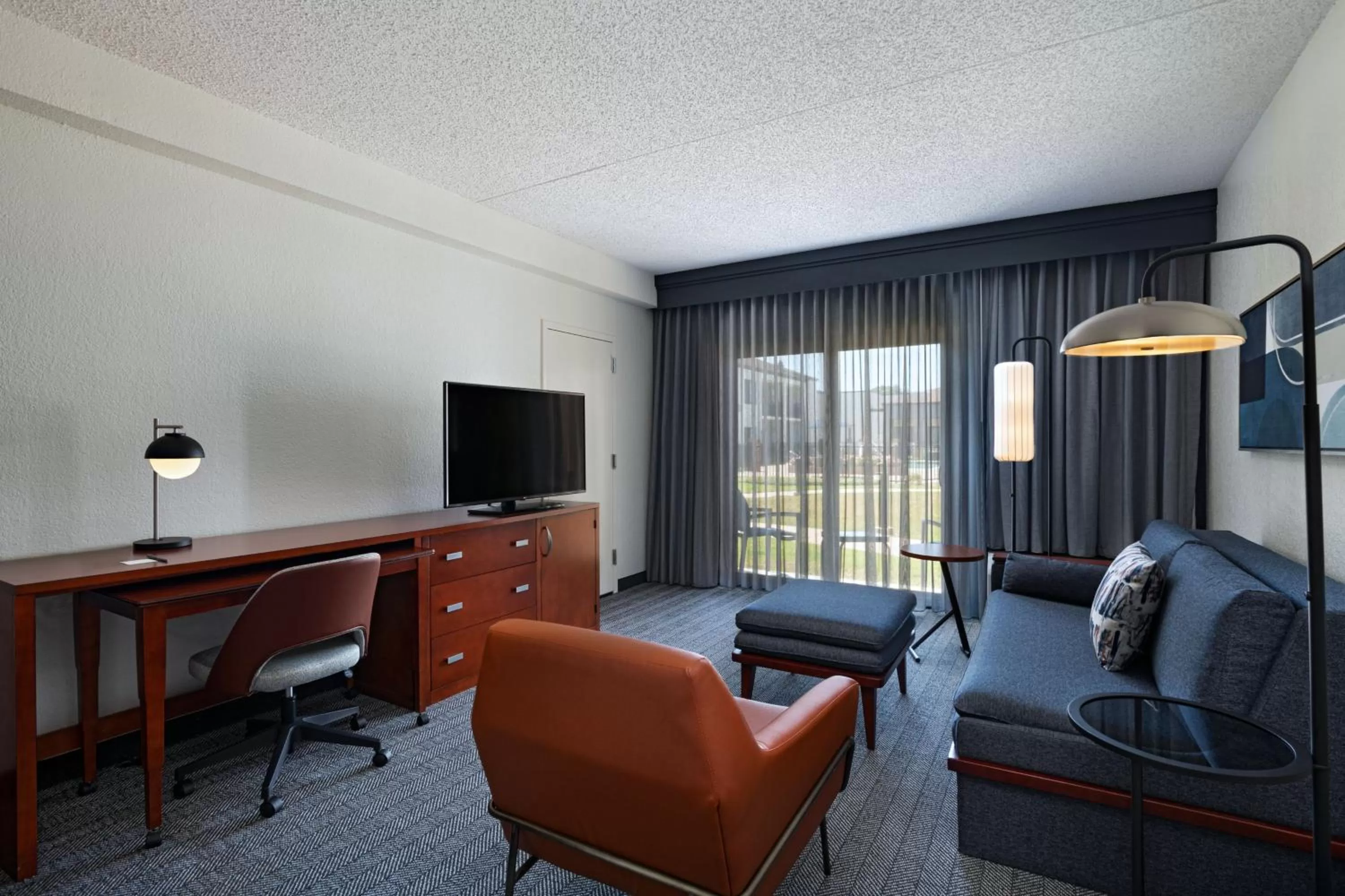 Living room in Courtyard Fort Worth University Drive