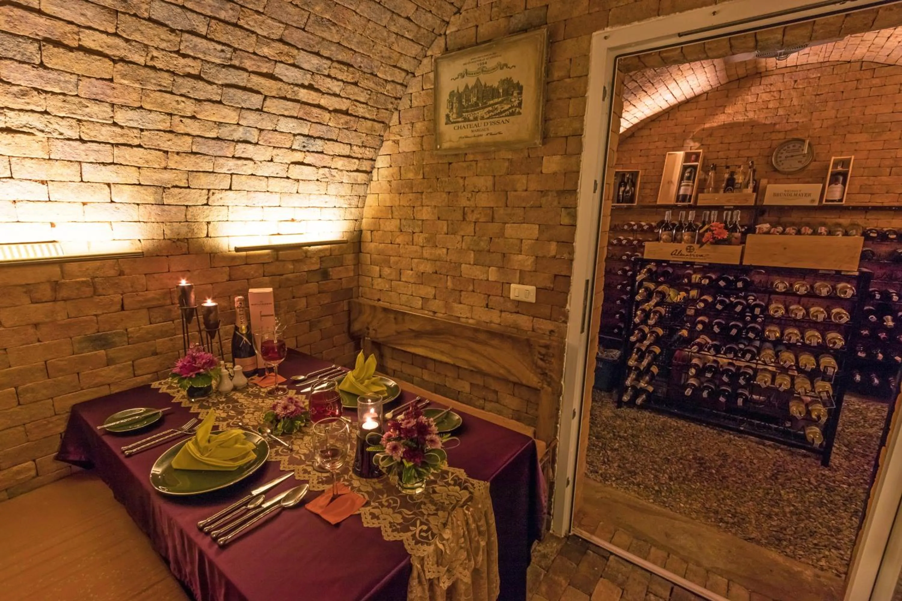 Restaurant/places to eat in Mangosteen Ayurveda & Wellness Resort - SHA Plus