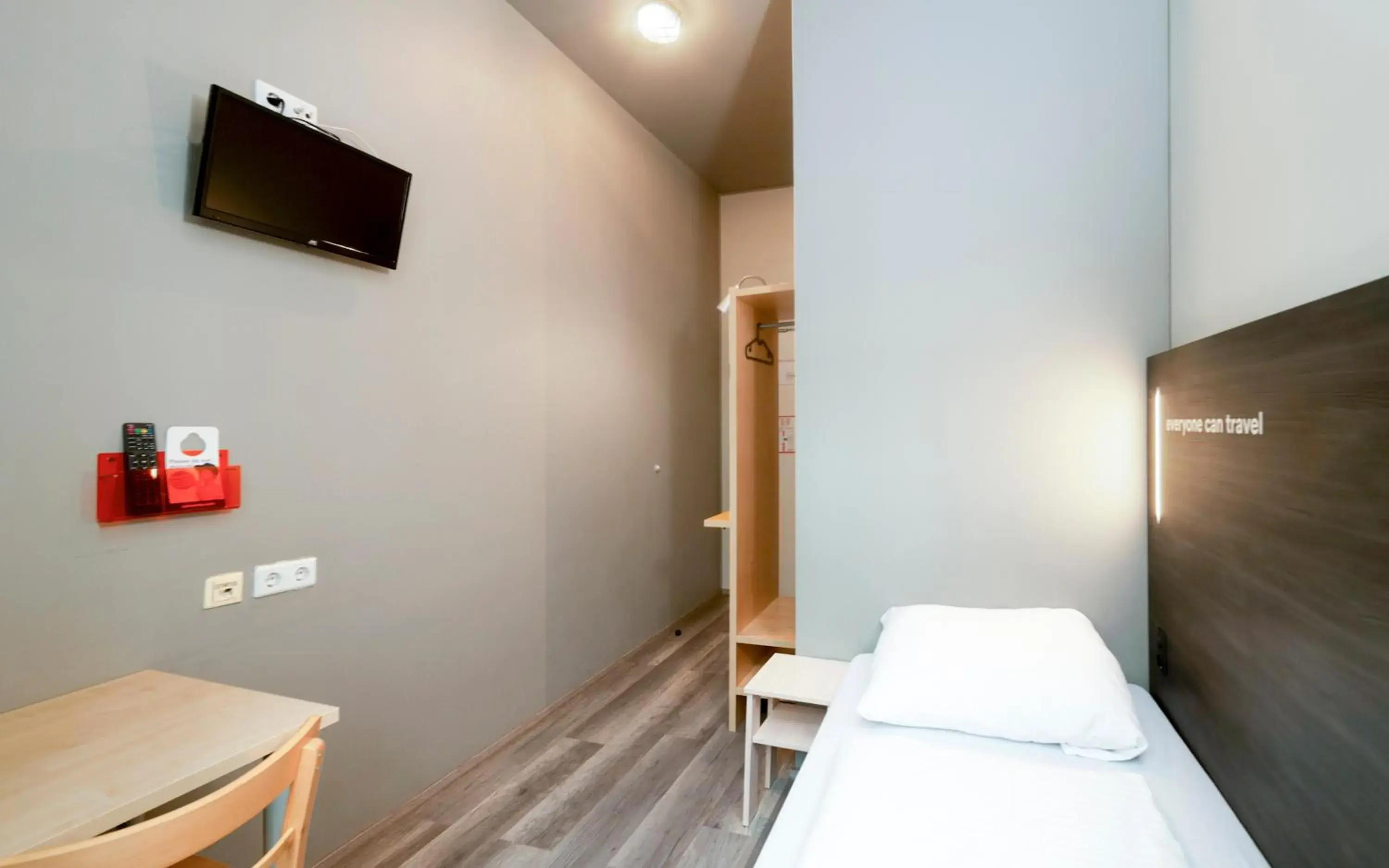 Bedroom, Bed in a&o Wien Stadthalle Bedroom, Bed in a&o Wien Stadthalle