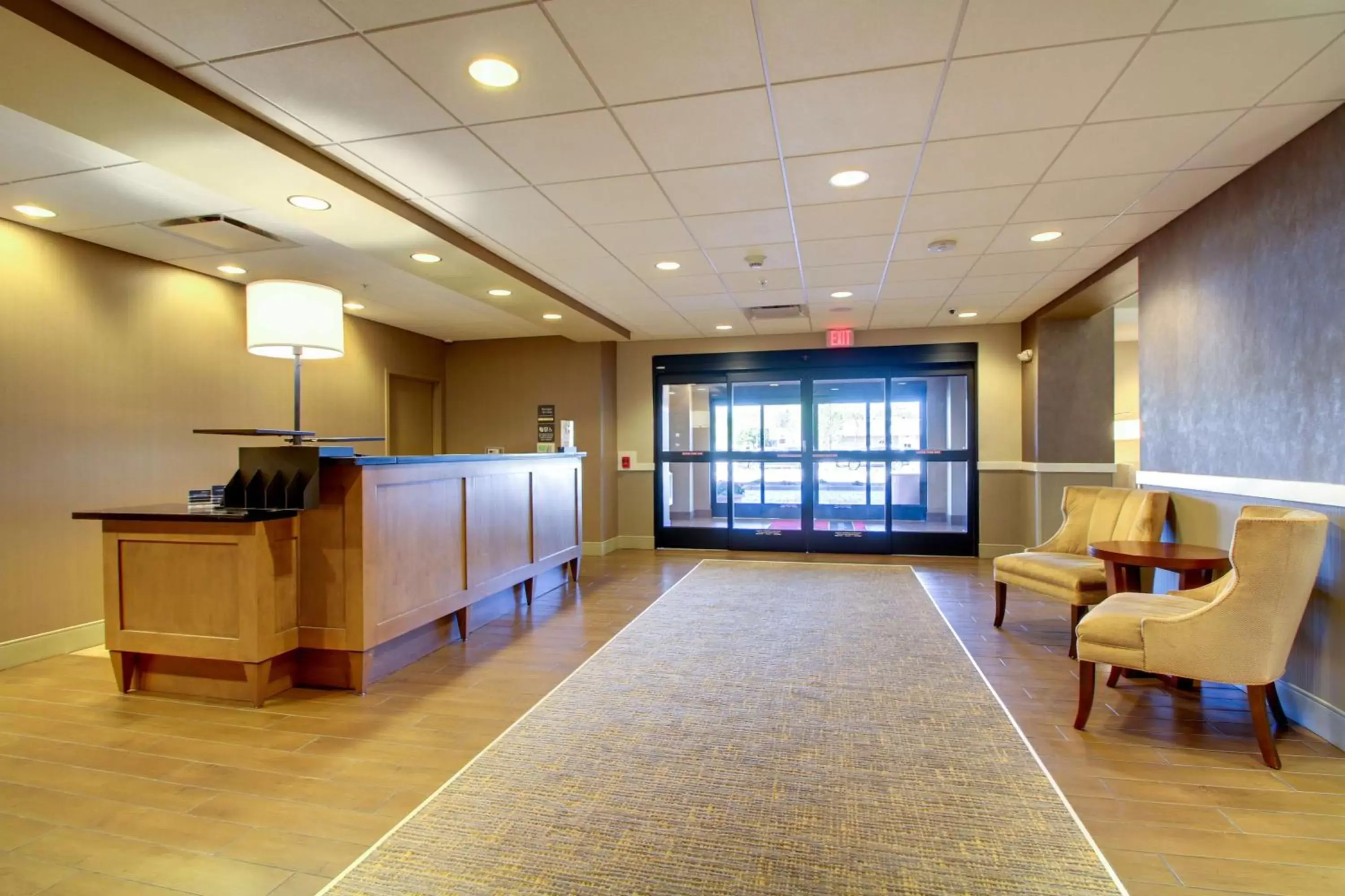 Lobby or reception, Lobby/Reception in Hampton Inn & Suites Milwaukee West