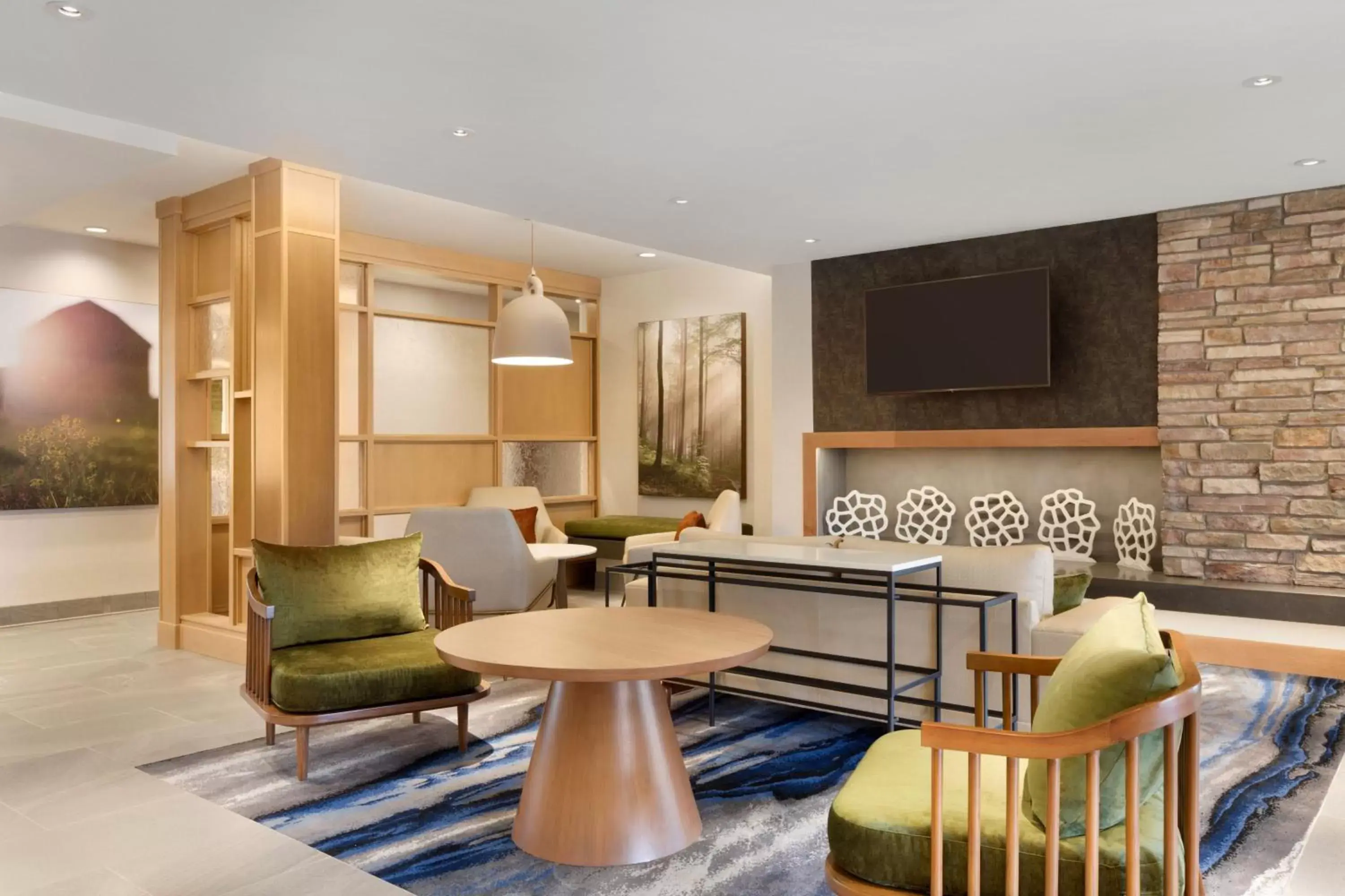 Lobby or reception, TV/Entertainment Center in Fairfield Inn & Suites by Marriott Boulder Longmont