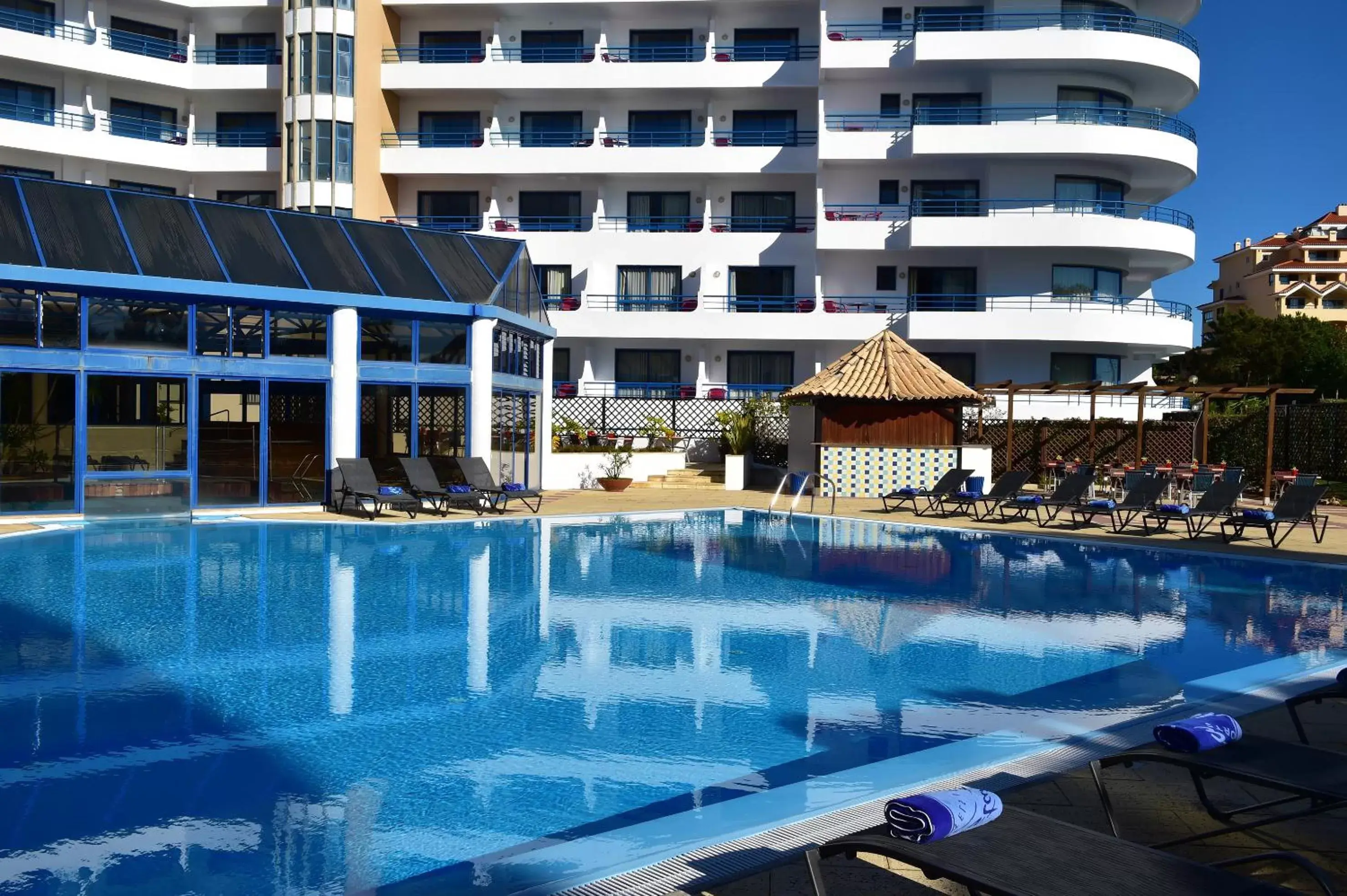 Swimming Pool in Hotel Pestana Cascais Ocean & Conference Aparthotel