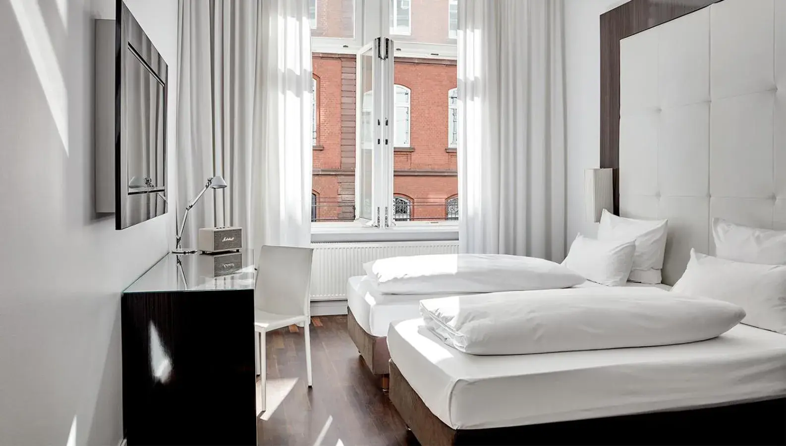 Twin Room in The Pure, Frankfurt, a Member of Design Hotels Twin Room in The Pure, Frankfurt, a Member of Design Hotels