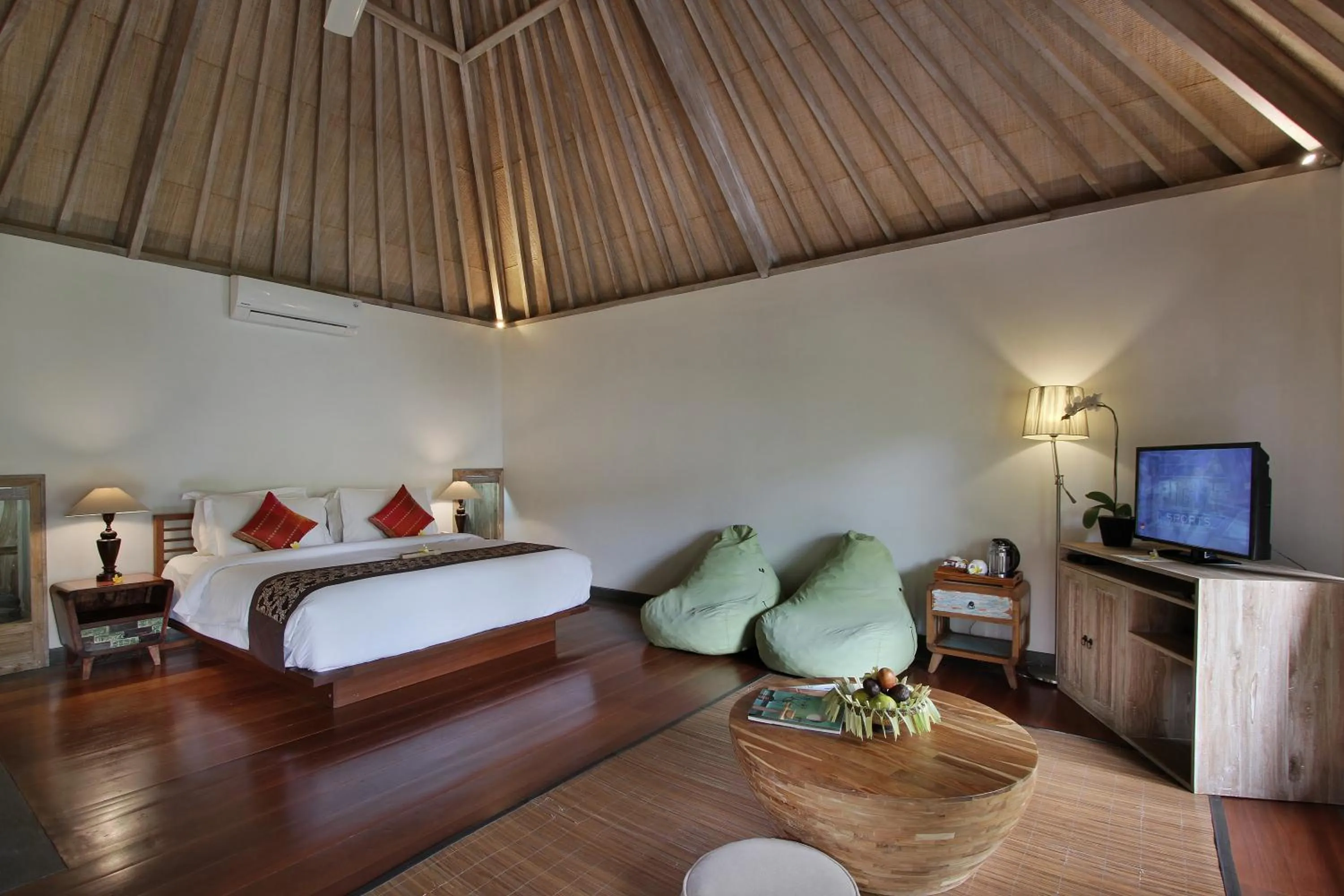 Day, Bed in D'Legon Villas