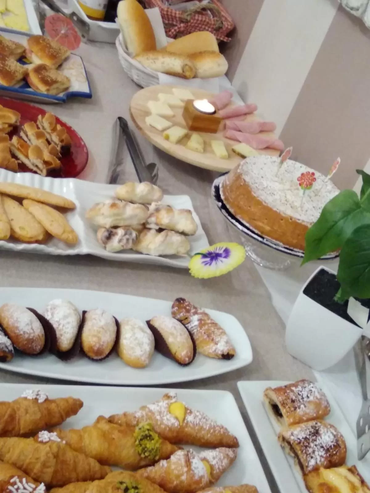 Continental breakfast in Garibaldi Relais