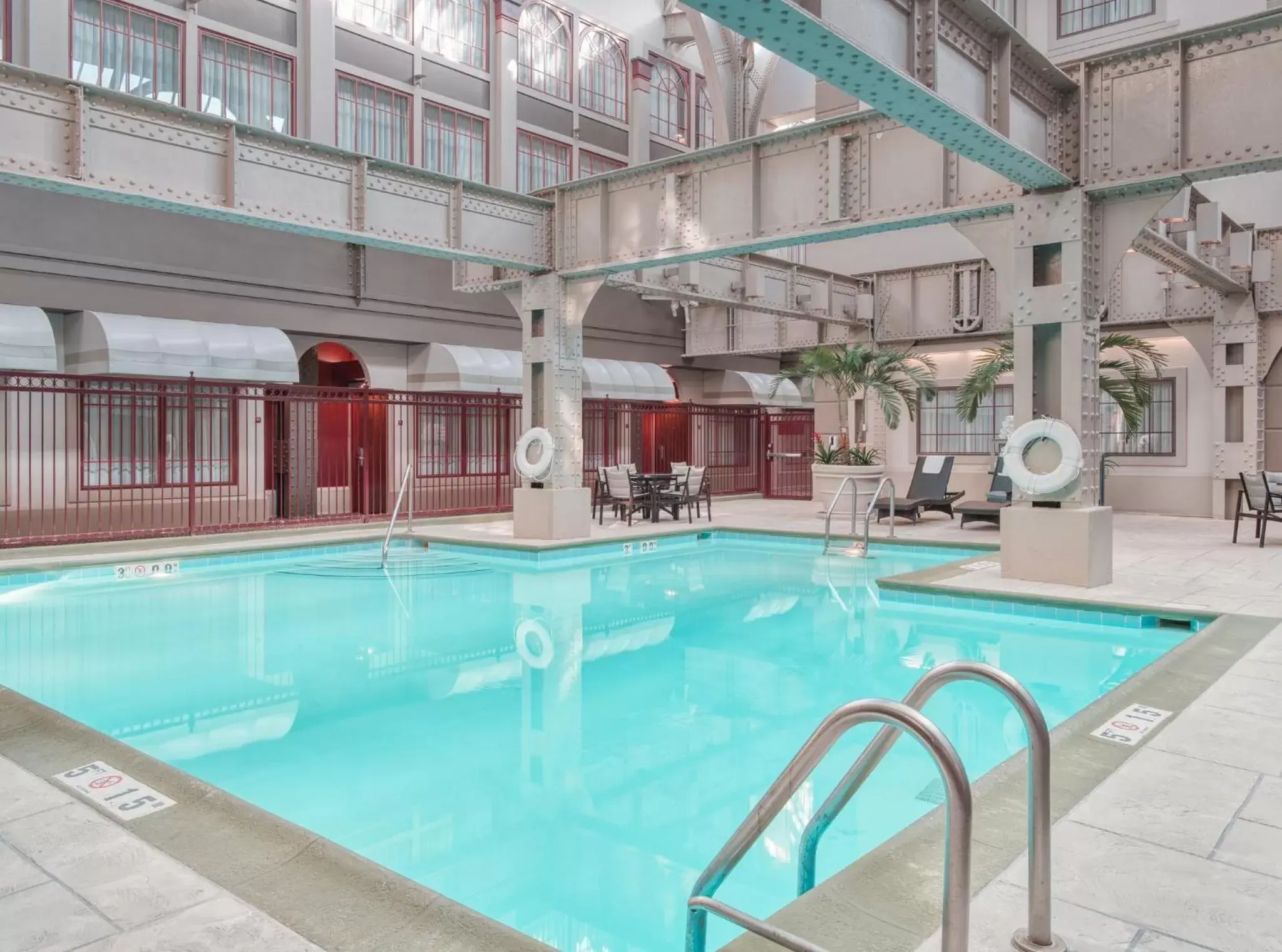 Swimming Pool in Crowne Plaza Indianapolis-Dwtn-Union Stn, an IHG Hotel