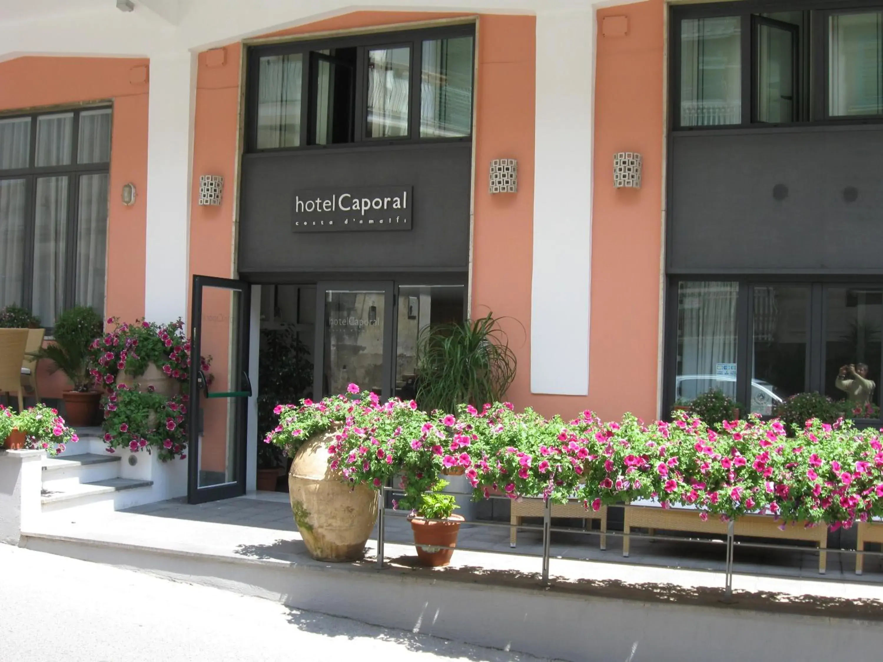 Facade/entrance in Hotel Caporal