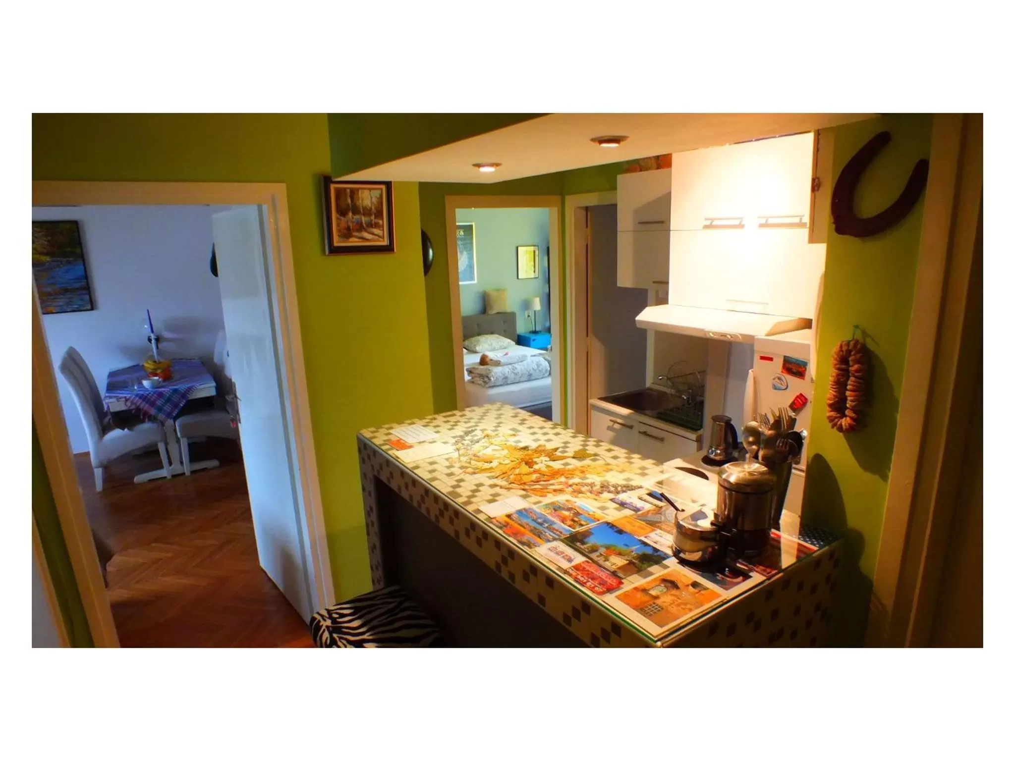 Kitchen or kitchenette, Bed in B&B Girasole
