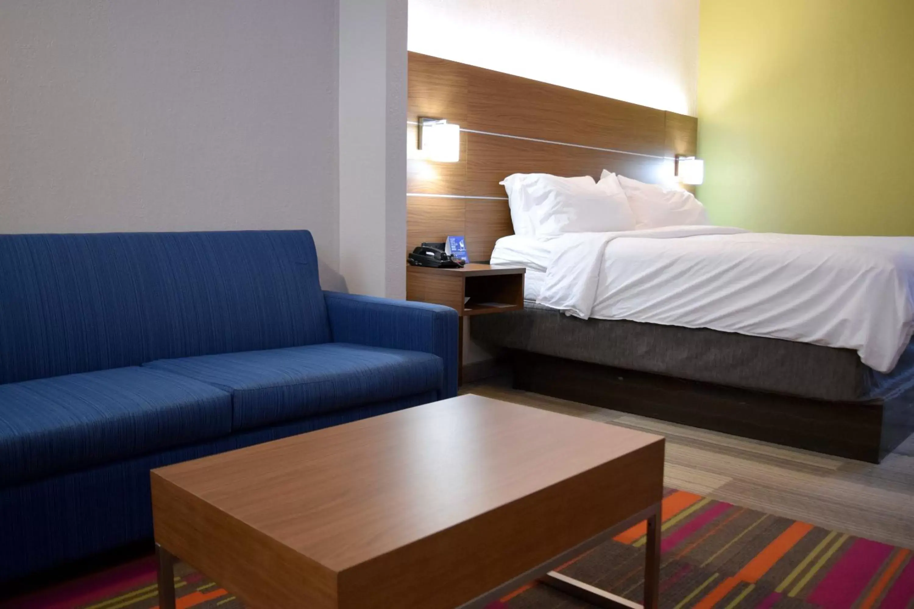 Photo of the whole room in Holiday Inn Express & Suites Batesville, an IHG Hotel