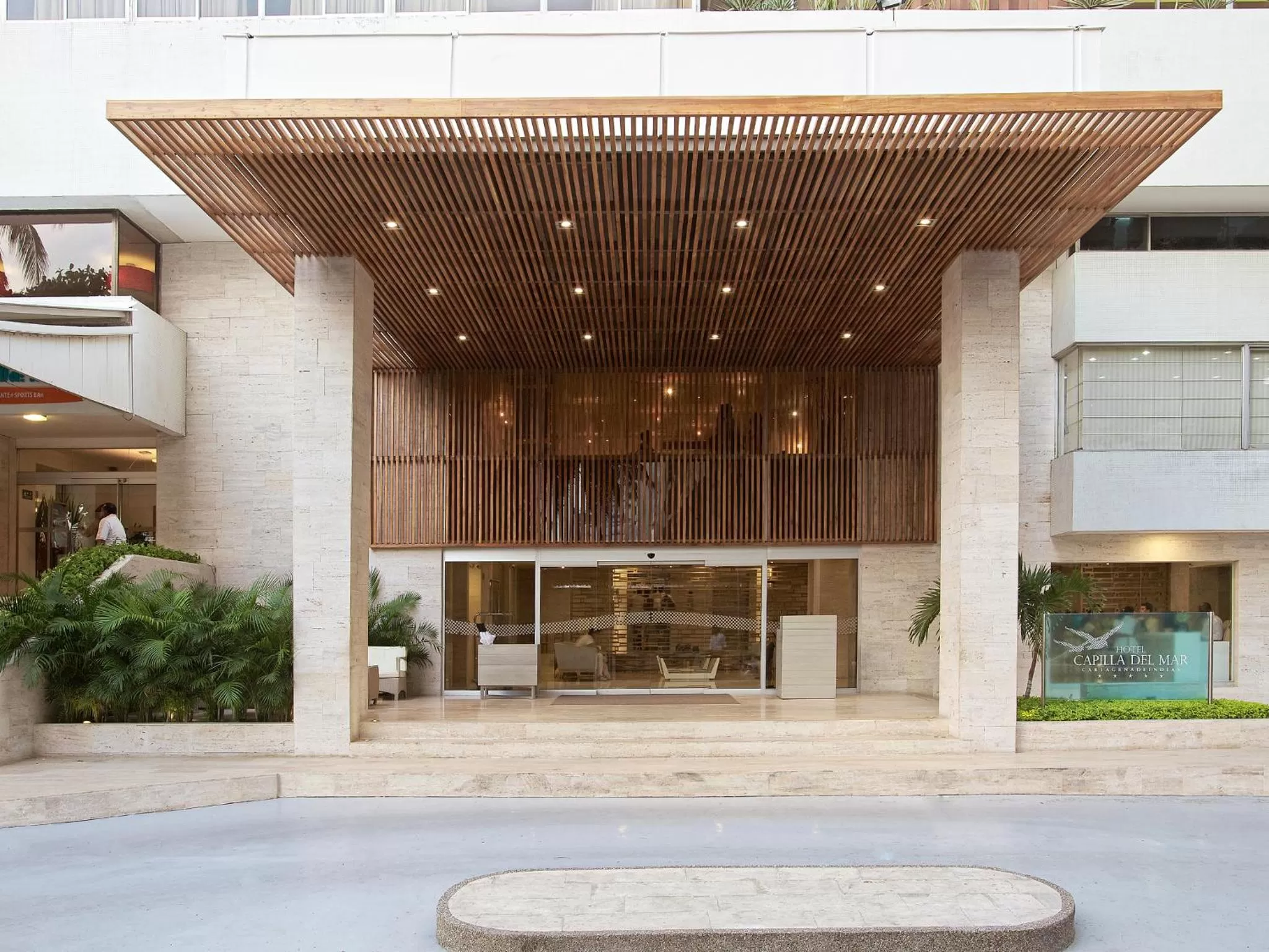 Facade/entrance in Hotel Capilla del Mar