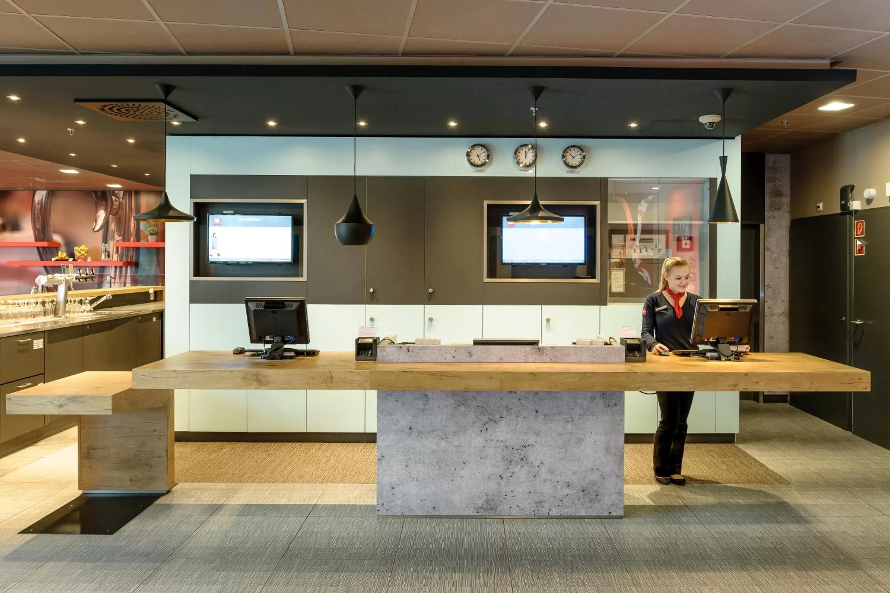 Lobby or reception in ibis Bern Expo