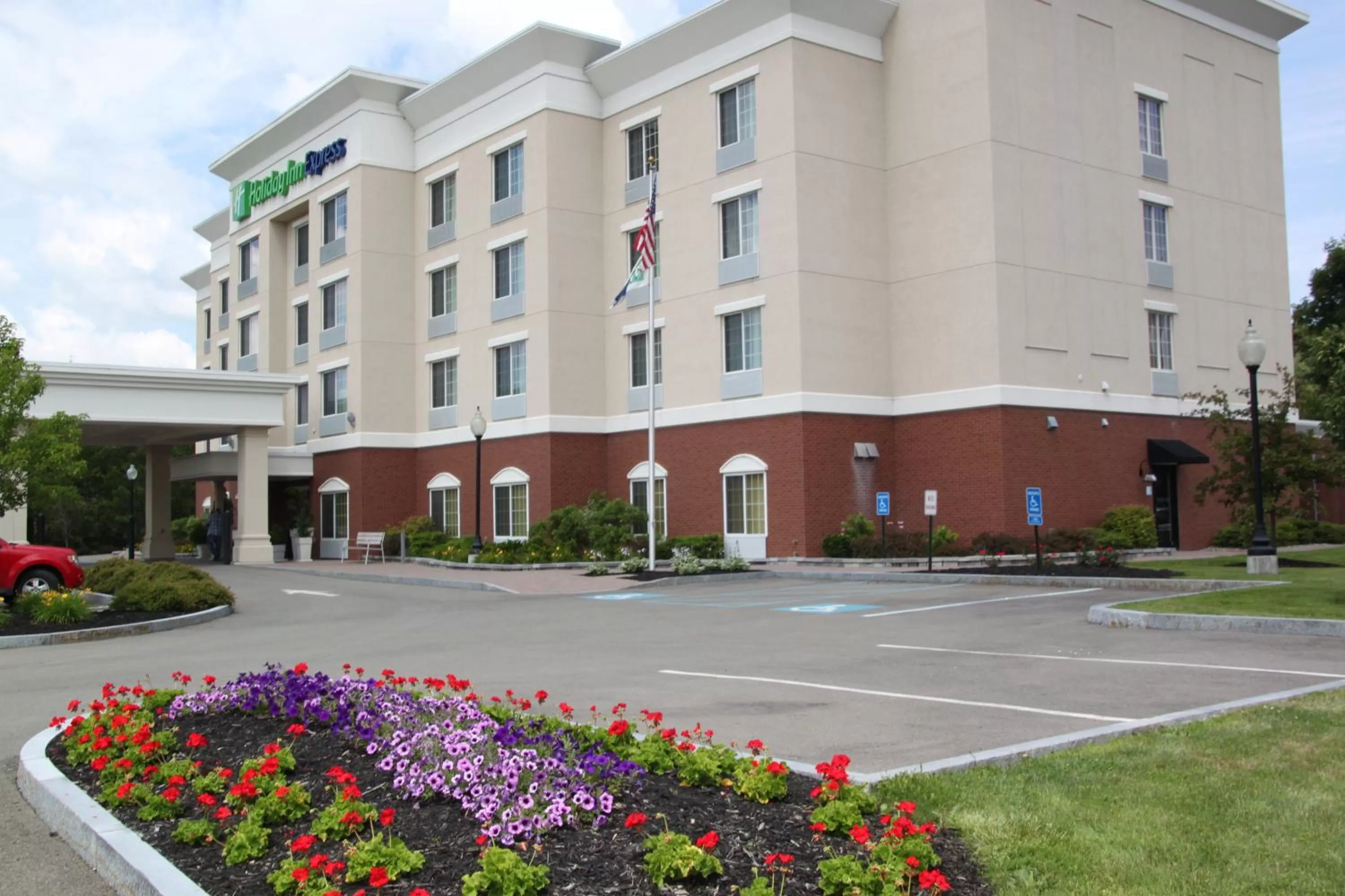 Property building in Holiday Inn Express - Cortland by IHG