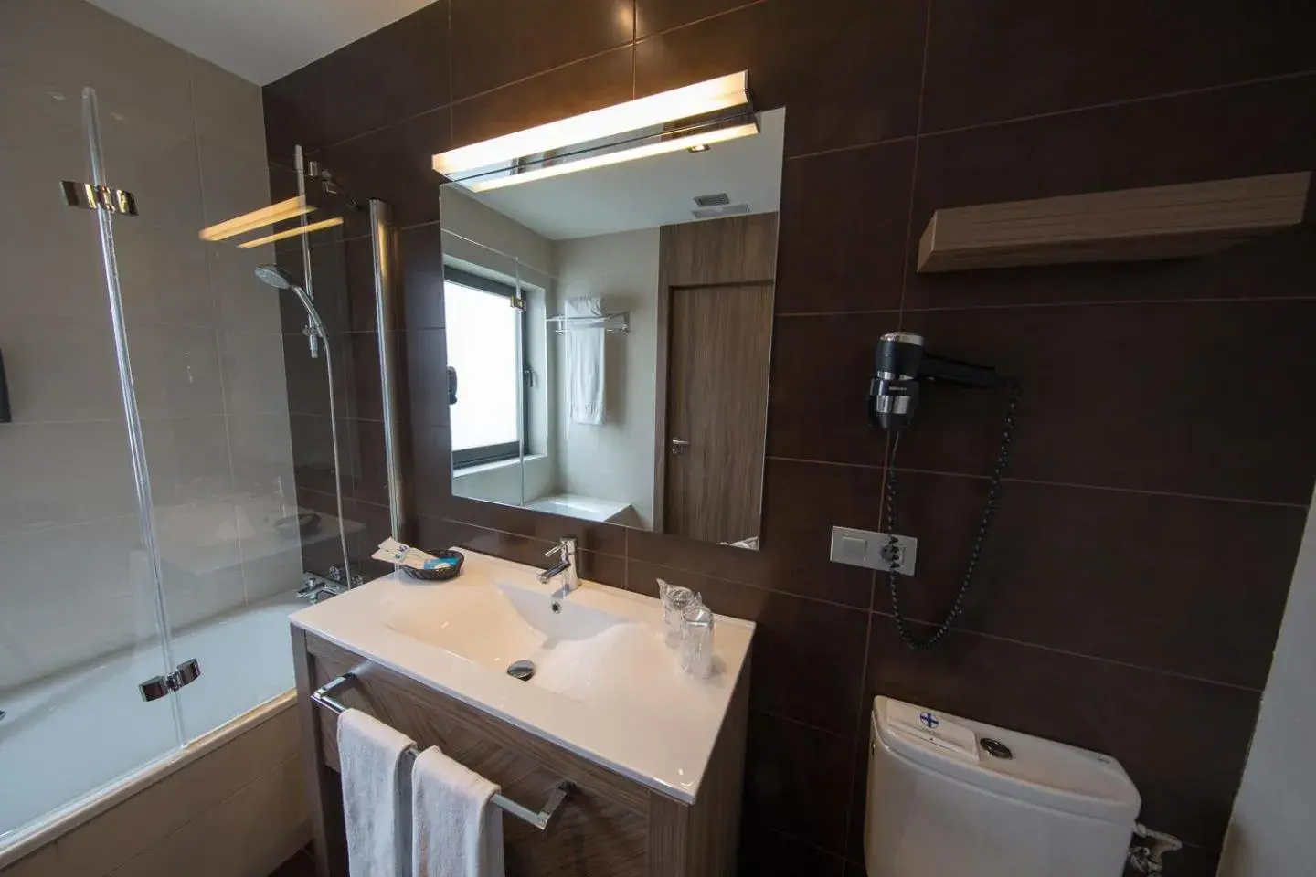 Bathroom in Hotel Aroi Ponferrada