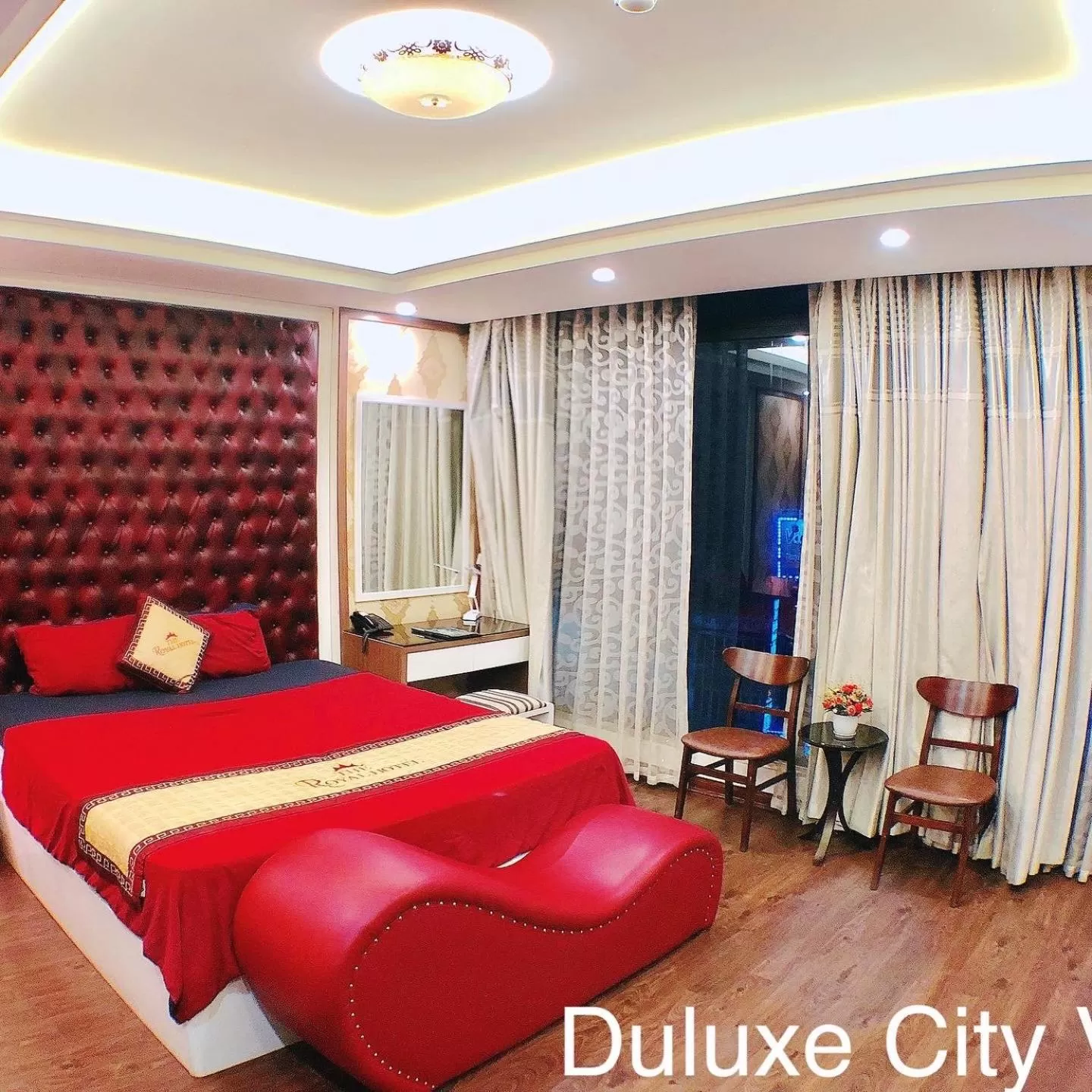 Photo of the whole room, Bed in The Royal Hotel Near West Lake