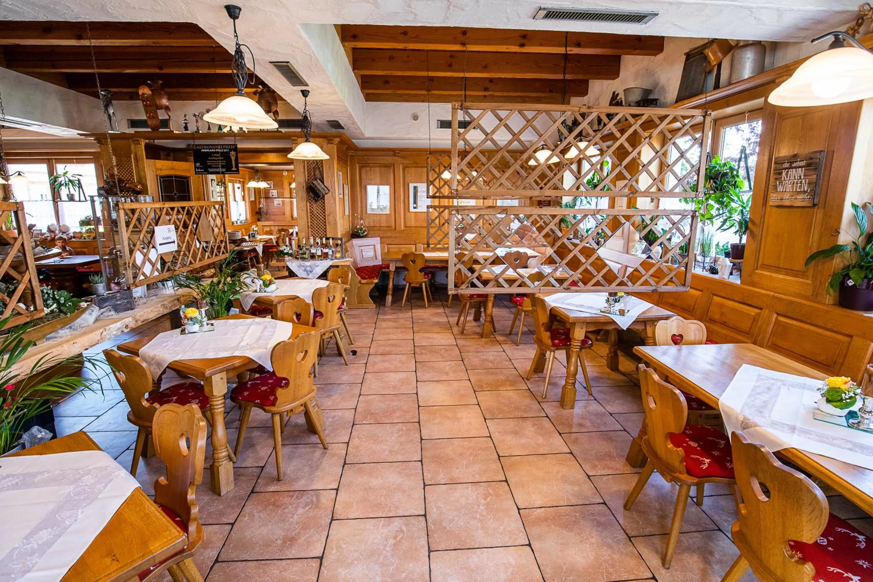 Restaurant/places to eat in Hotel-Hauensteiner-Hof