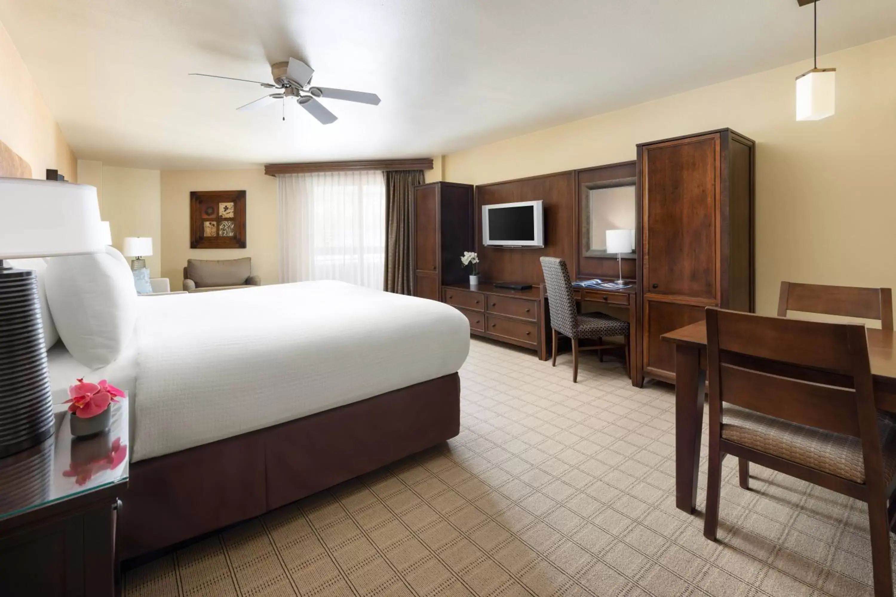 Photo of the whole room, Bed in Elevation Hotel & Spa Photo of the whole room, Bed in Elevation Hotel & Spa