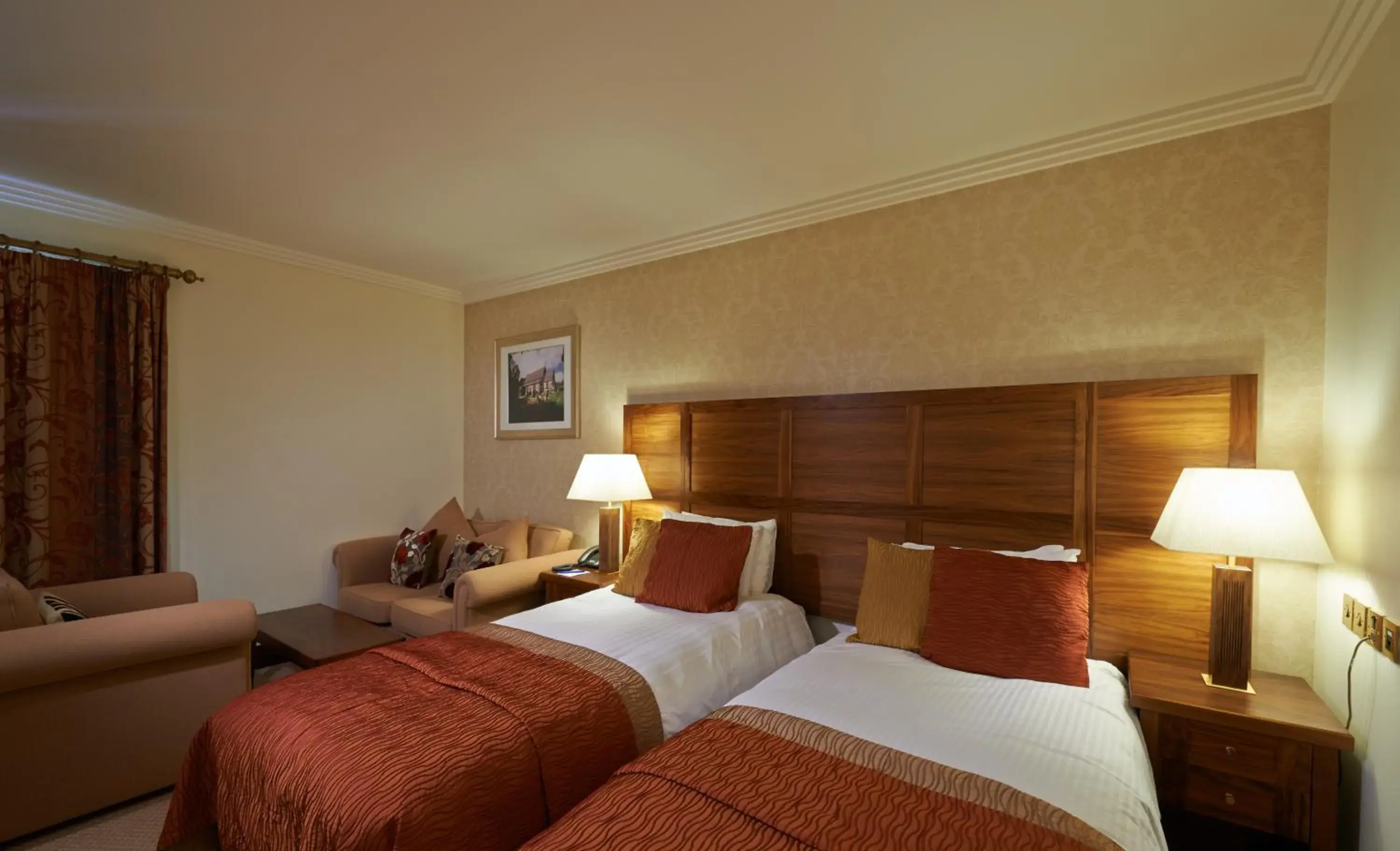 Bedroom, Bed in Morley Hayes Hotel