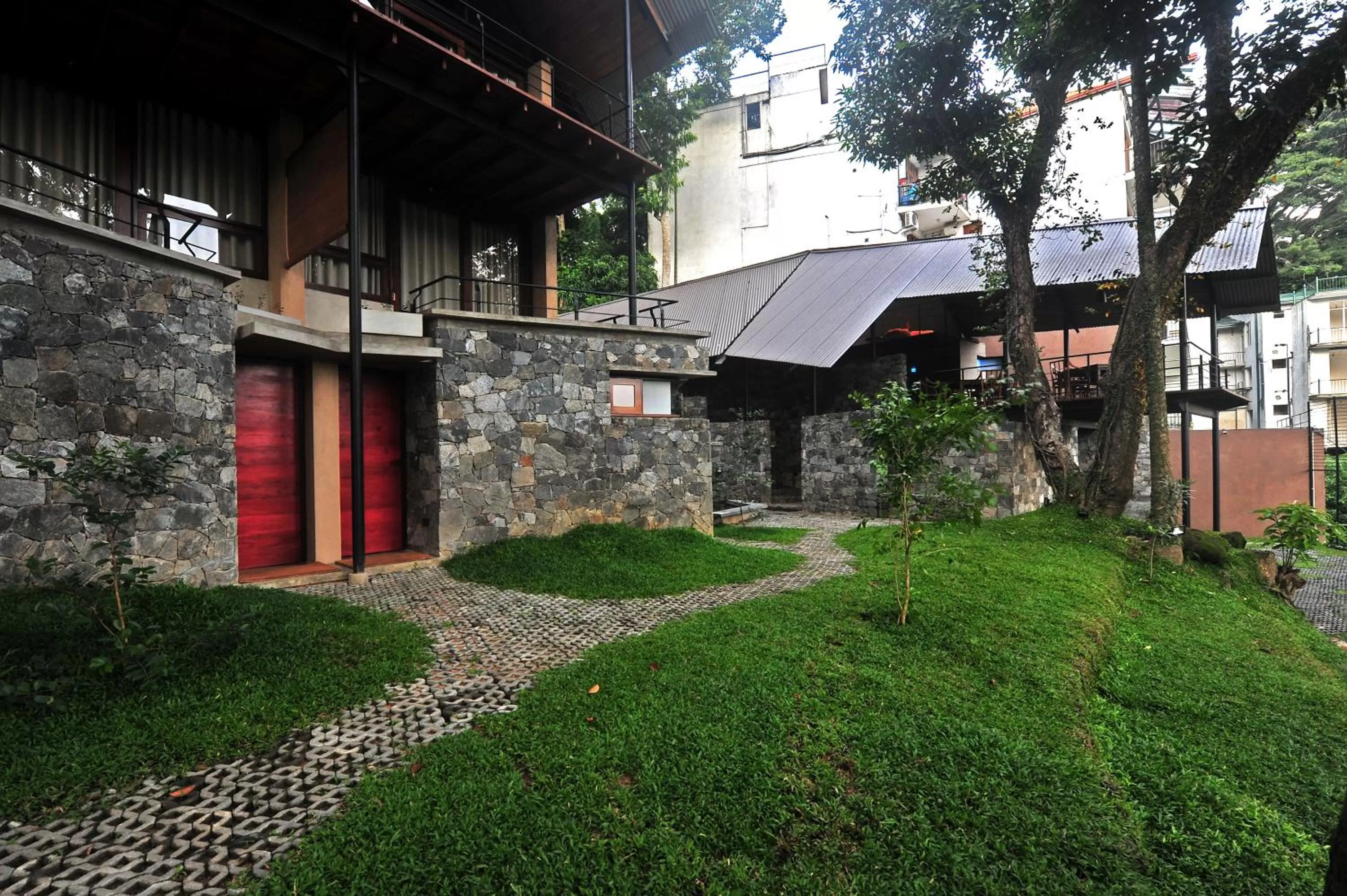 Property Building in swp eco lodge