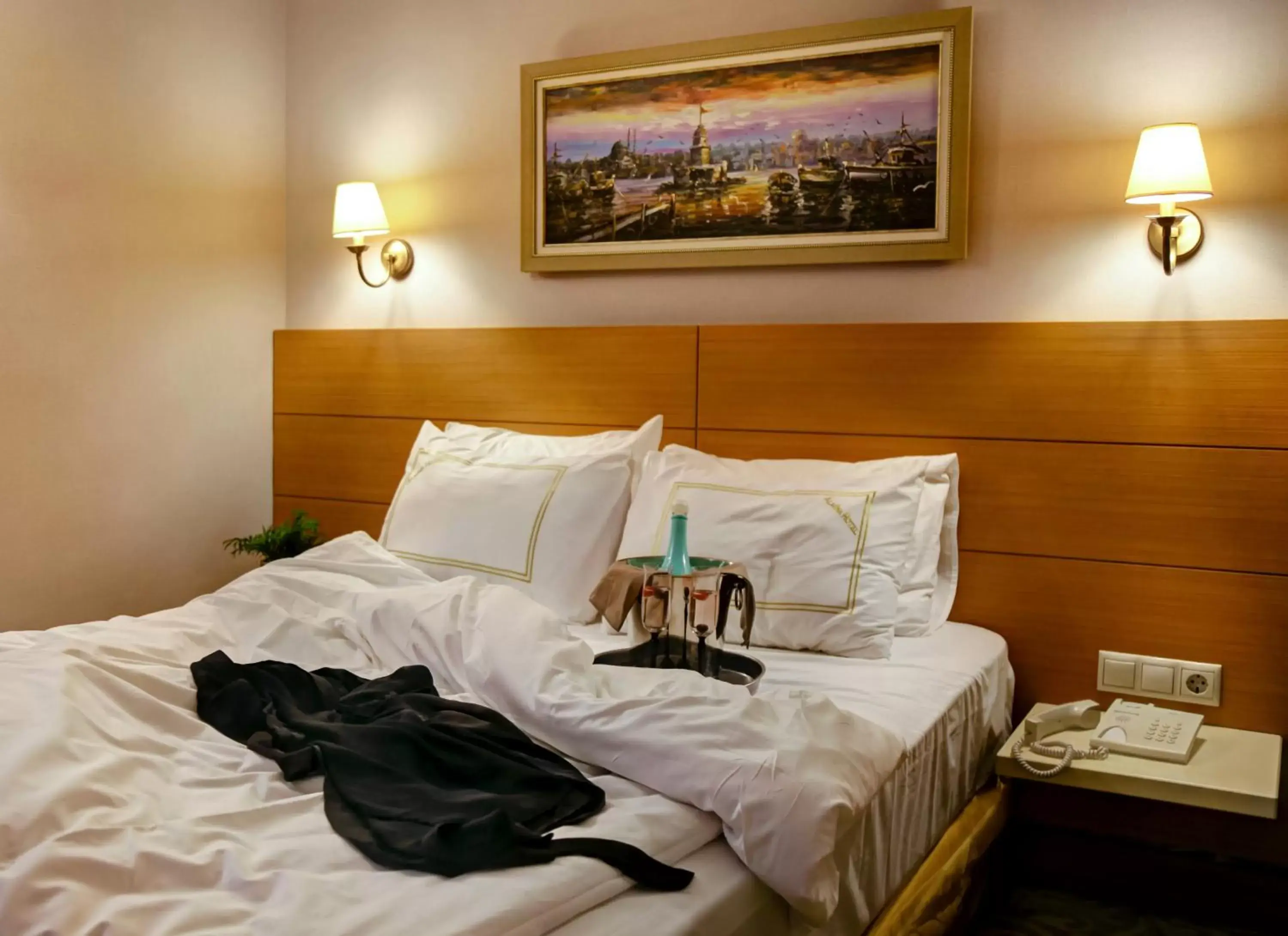 Bed in Almina Hotel - Special Class
