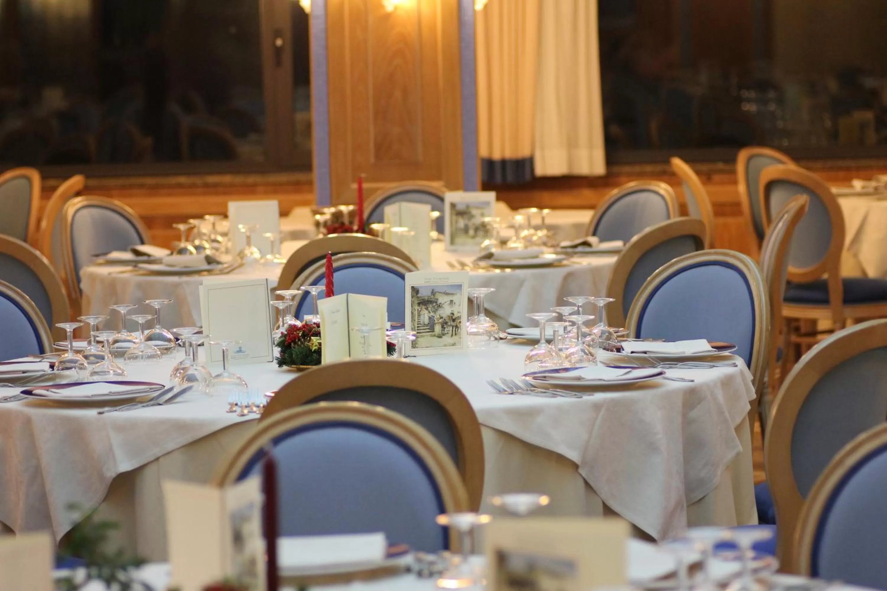 Restaurant/places to eat in Hotel Promenade