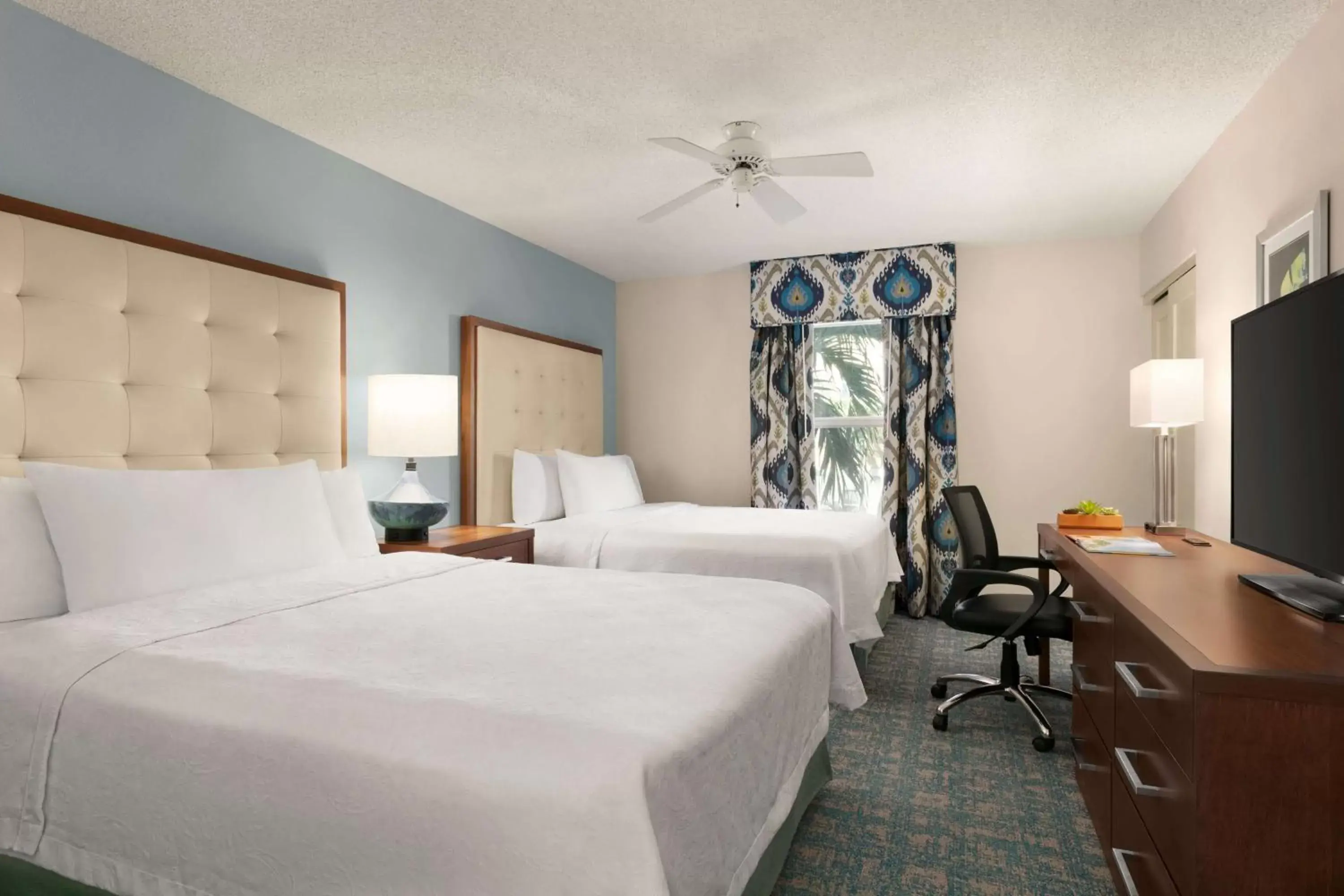 Bedroom, Bed in Homewood Suites by Hilton Fort Myers