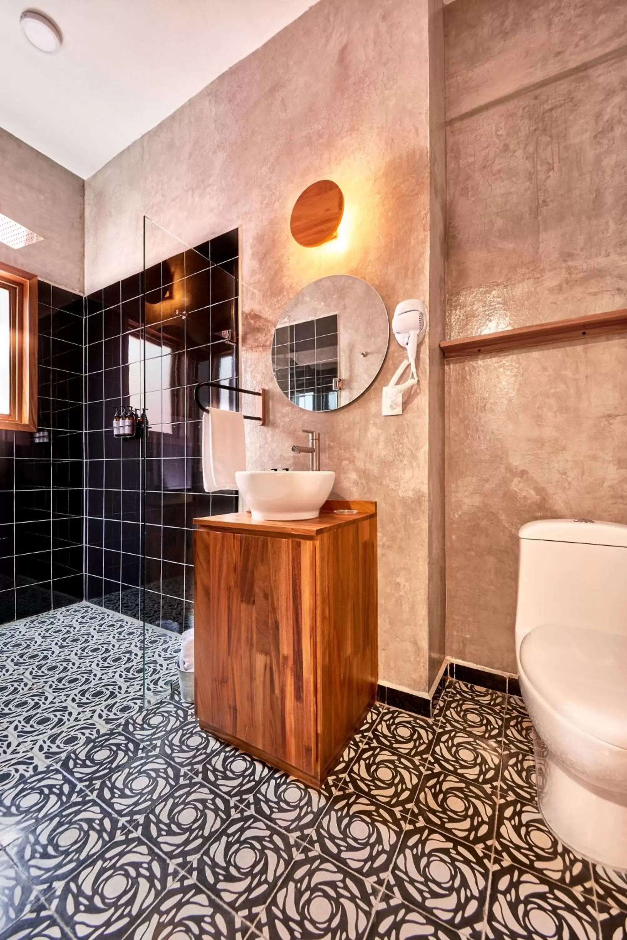 Bathroom in Hotel Casa de Arte Gallery and Pool