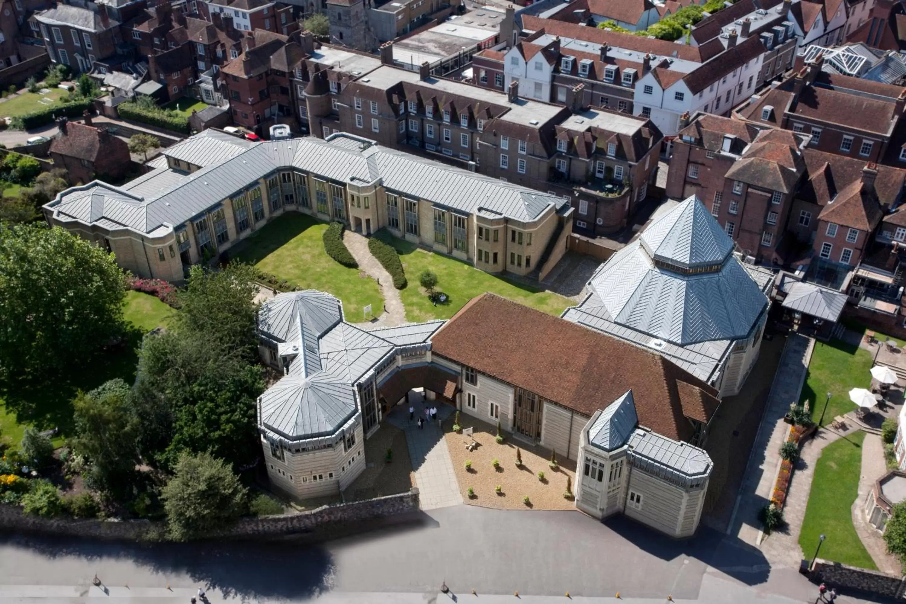 Property building, Bird's-eye View in Canterbury Cathedral Lodge