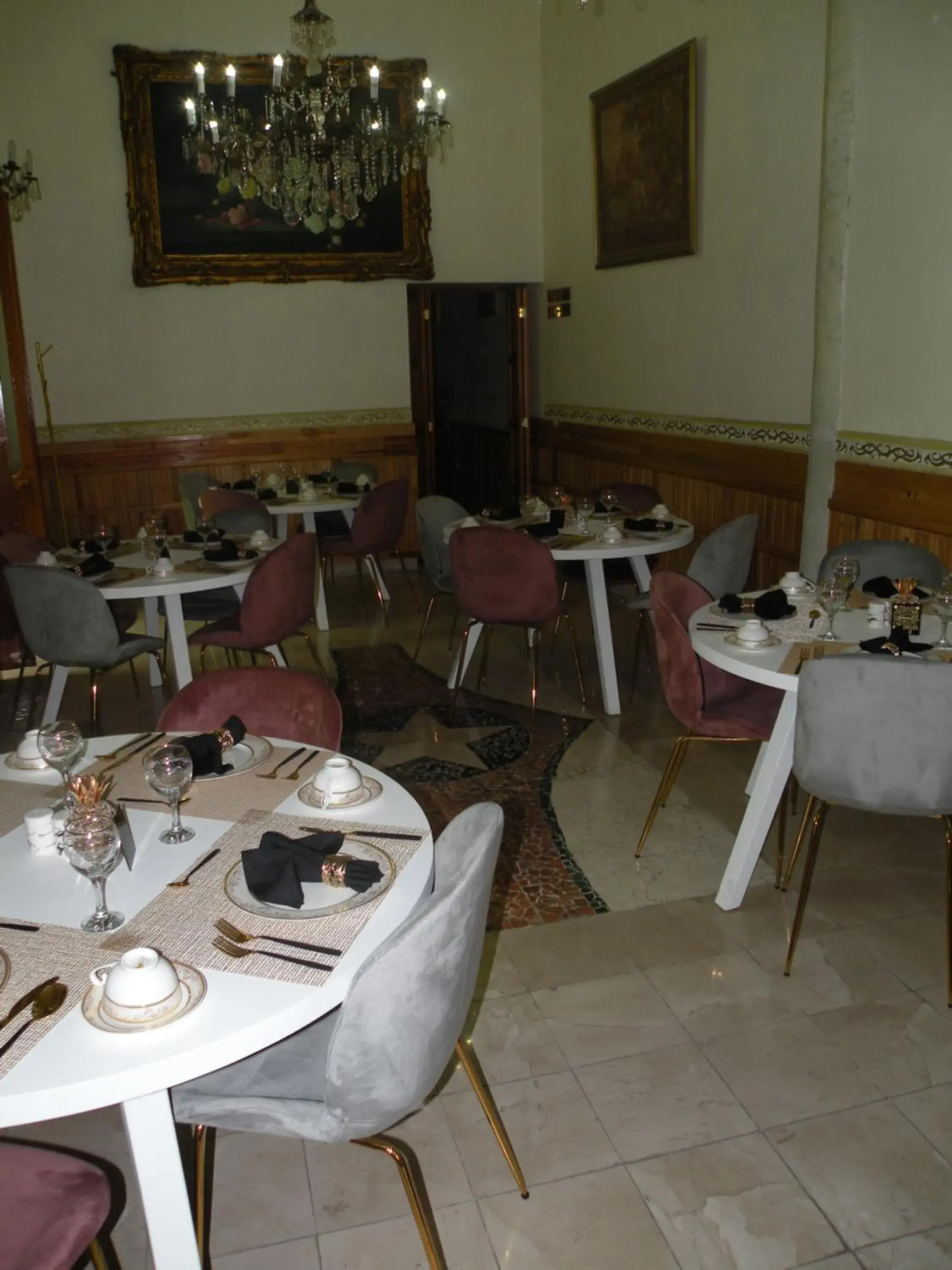 Restaurant/Places to Eat in Small Luxury Hotel Azcami