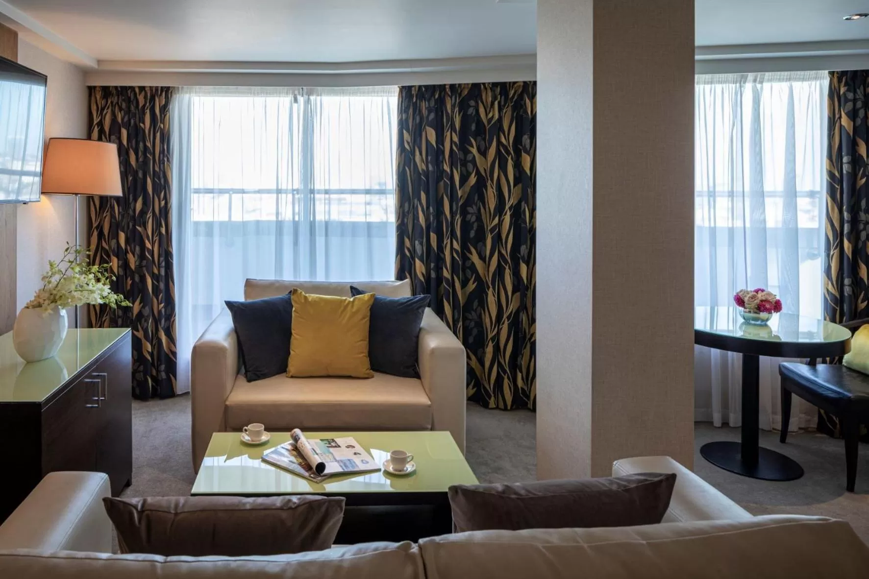 Living room in The Cavendish London