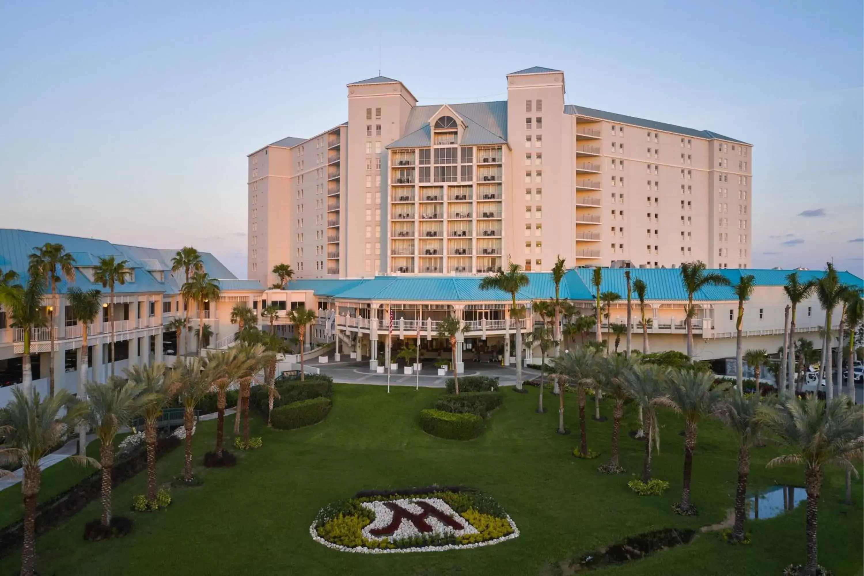 Property Building in Marriott Sanibel Harbour Resort & Spa