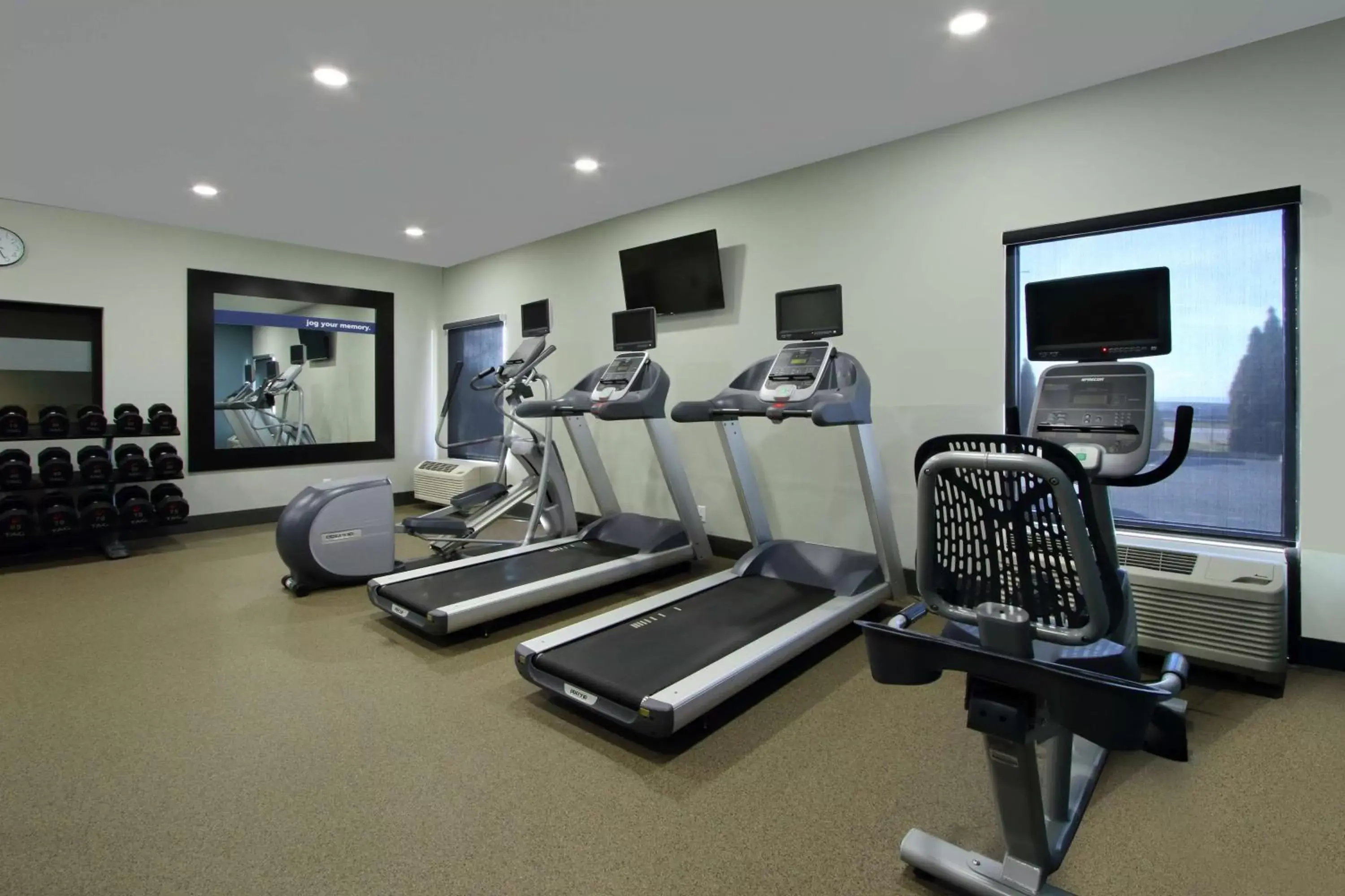 Fitness centre/facilities in Hampton Inn Hagerstown-Maugansville Fitness centre/facilities in Hampton Inn Hagerstown-Maugansville