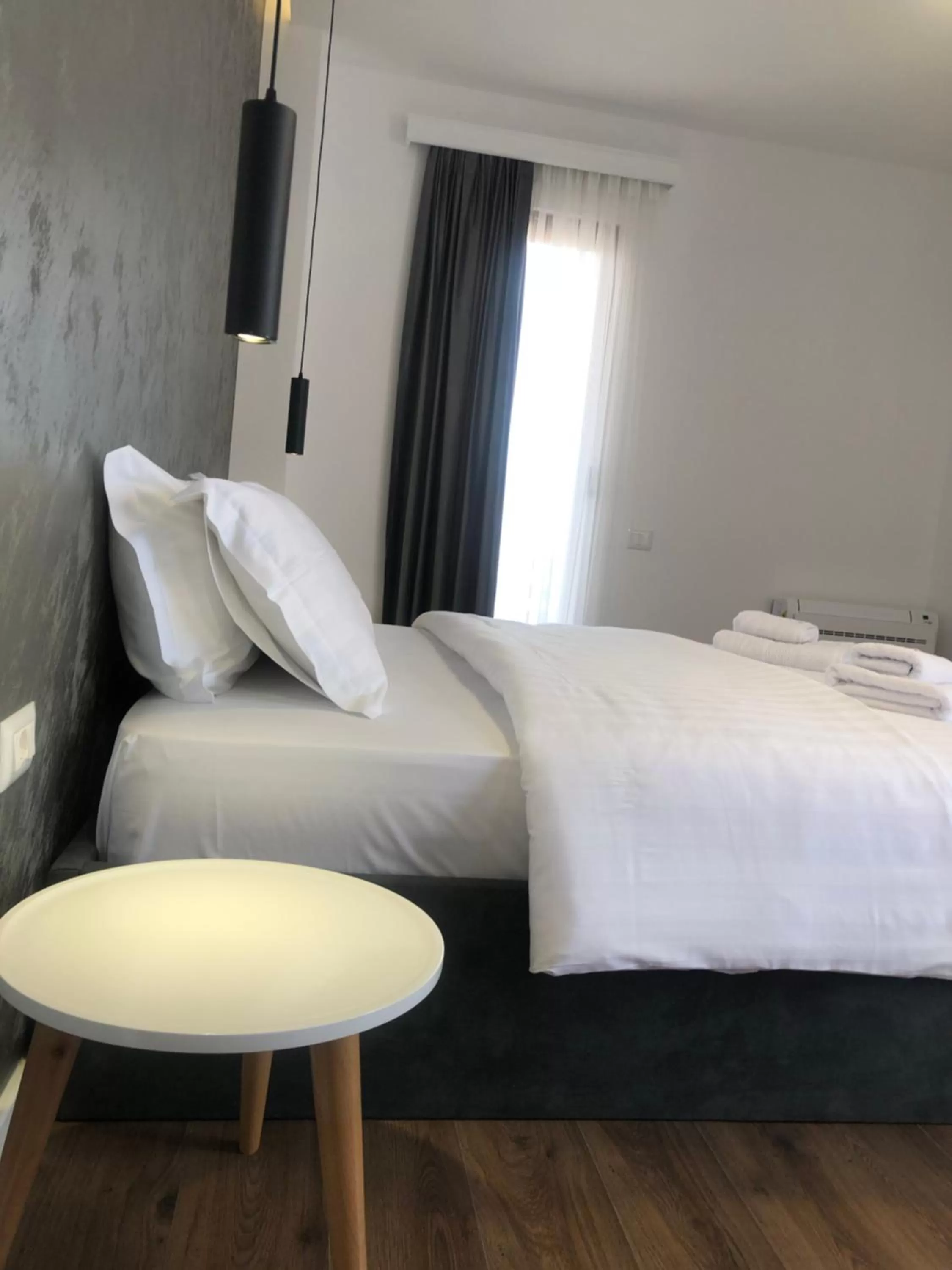 Bed in Grand Hotel Pogradec