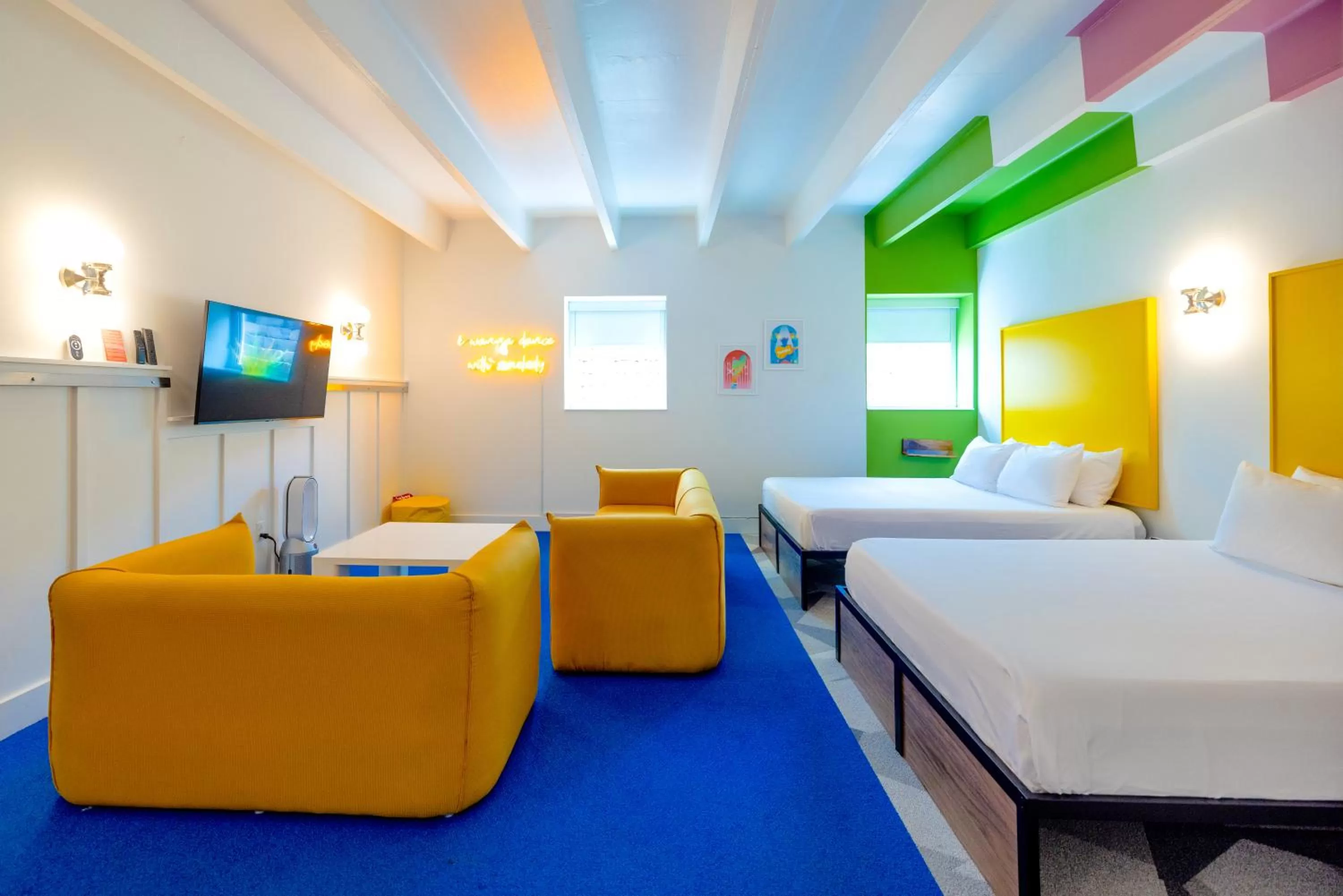 Photo of the whole room, Bed in The Gallatin