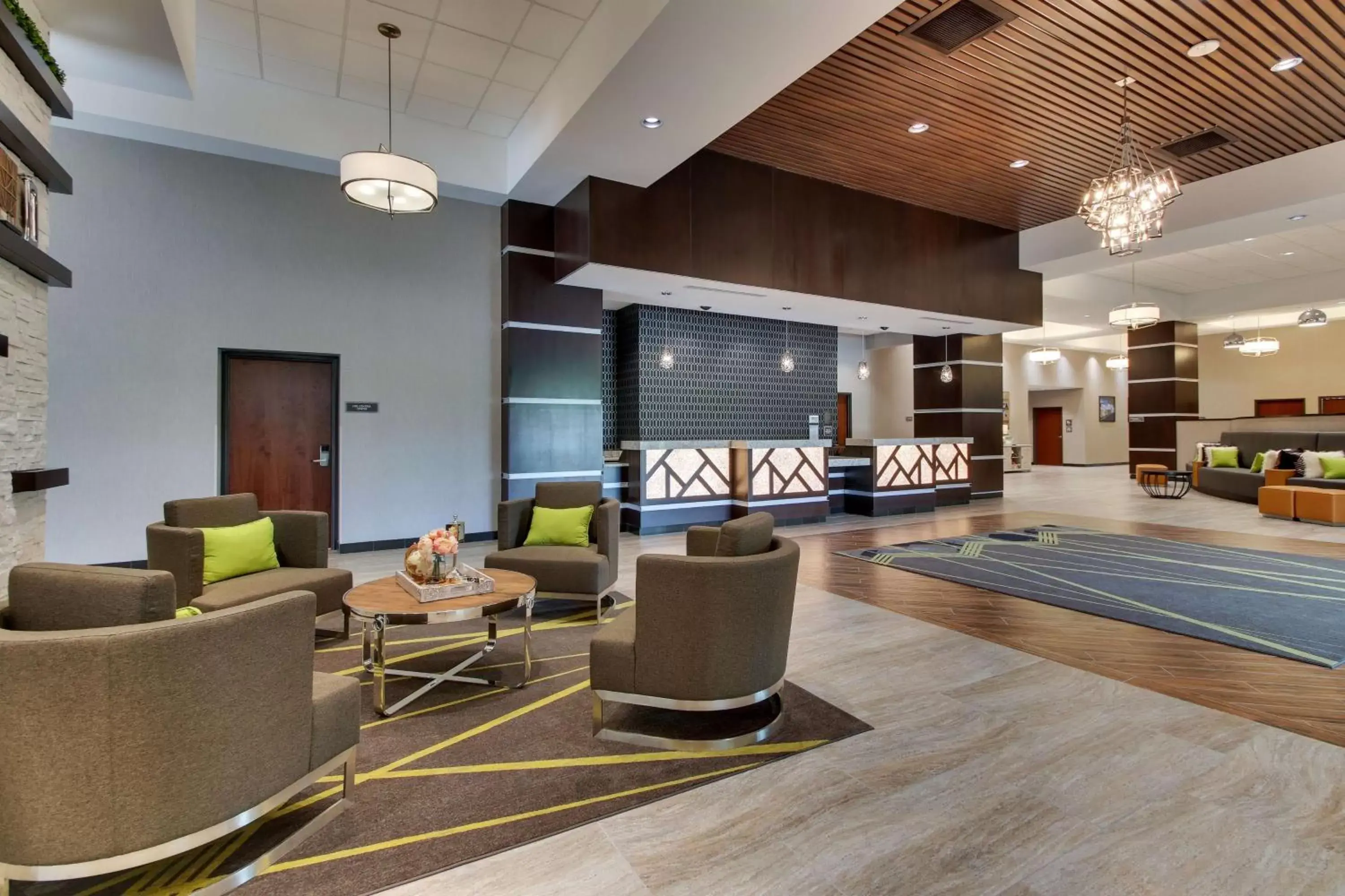 Lobby or reception in Drury Plaza Hotel Dallas Richardson