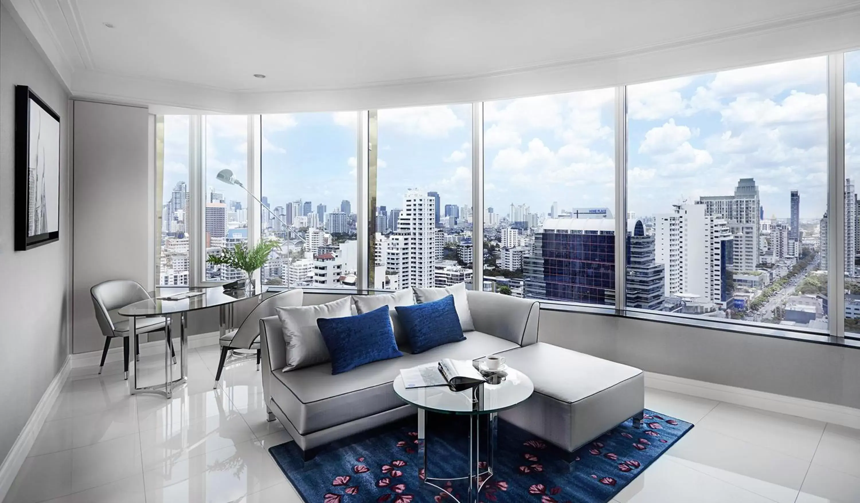 Living room in Grande Centre Point Sukhumvit 55 Thong Lo Living room in Grande Centre Point Sukhumvit 55 Thong Lo