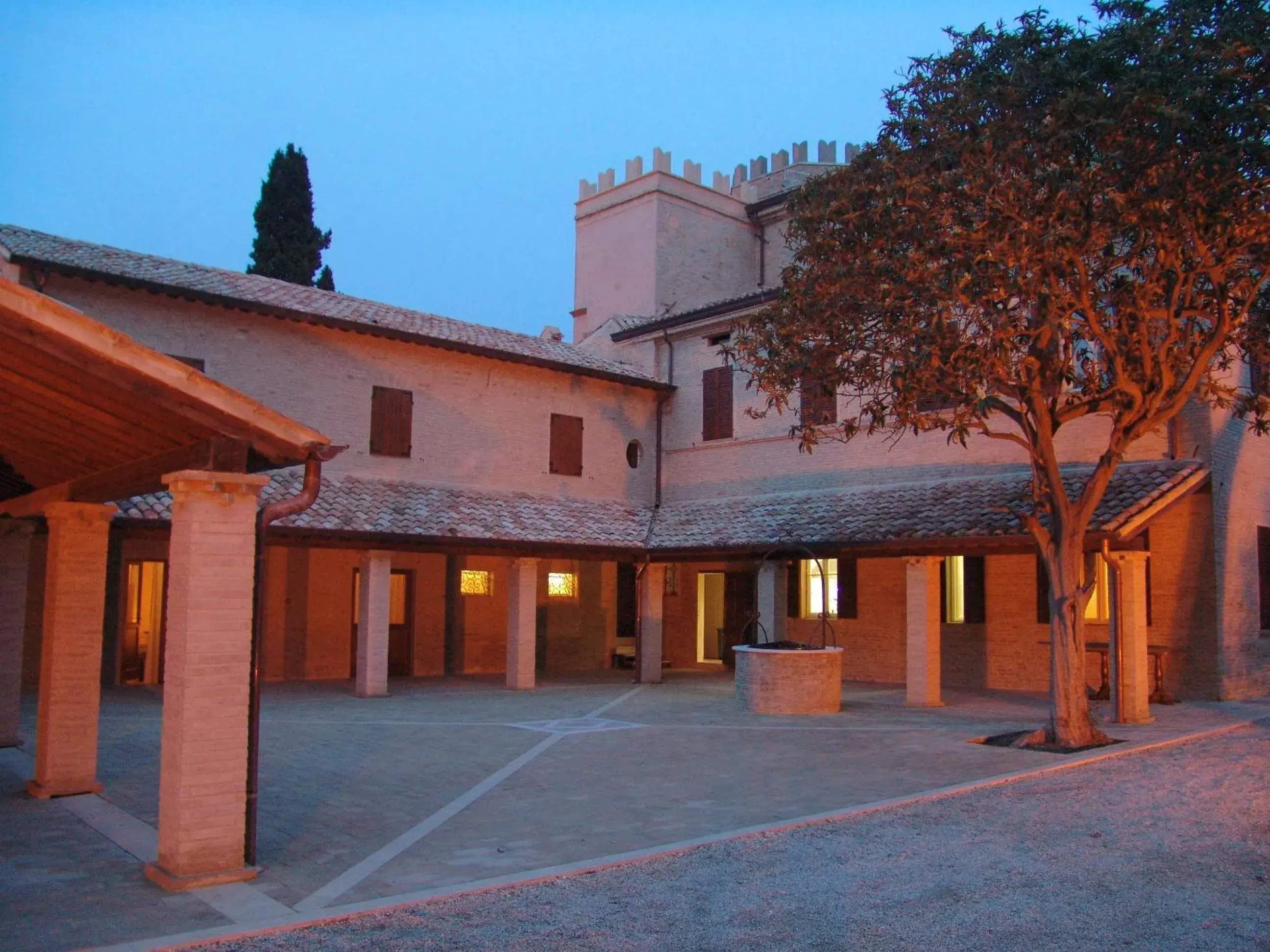 Facade/entrance, Property Building in Castello Montegiove