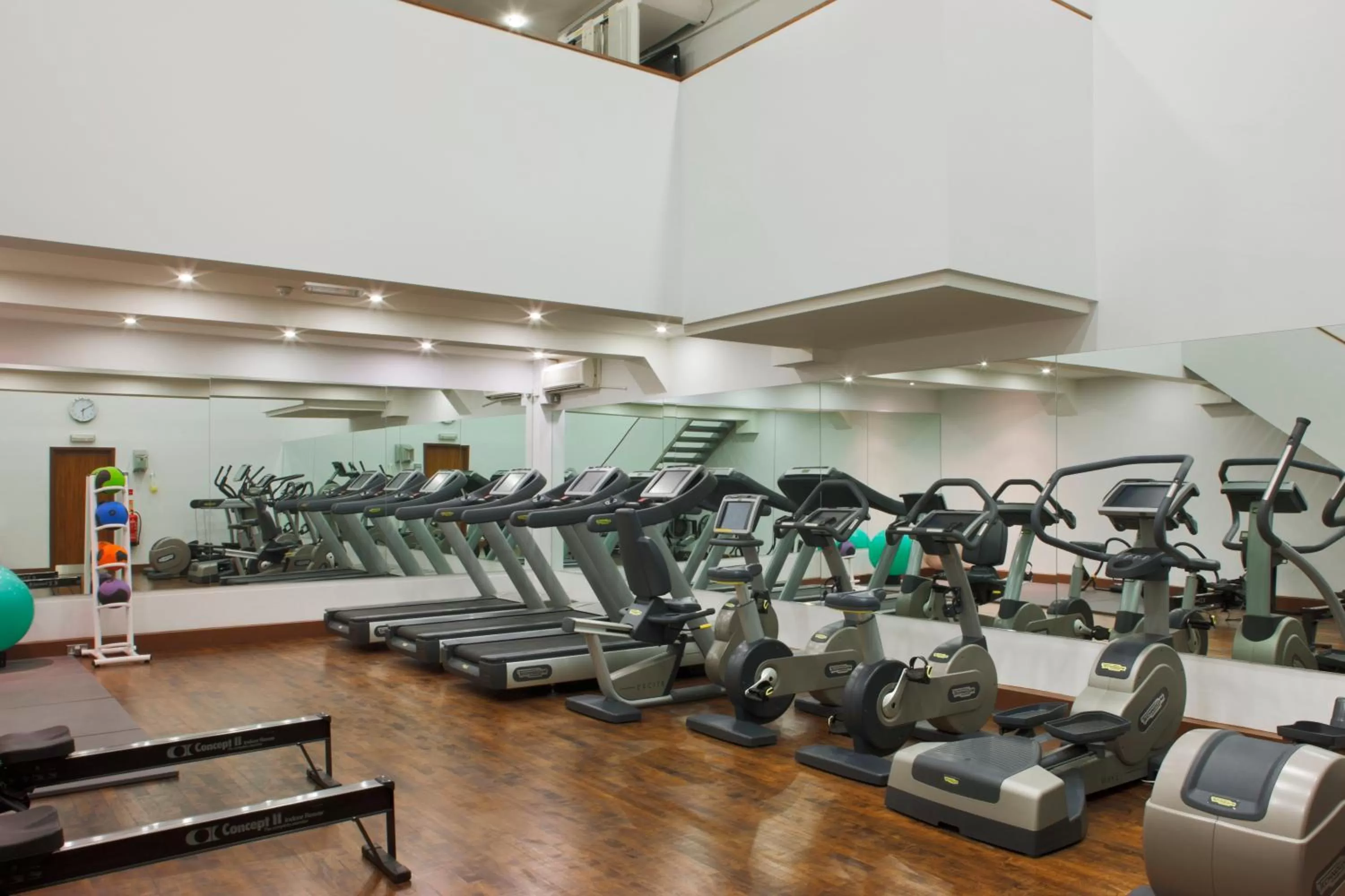 Fitness centre/facilities in Crowne Plaza London Kings Cross by IHG