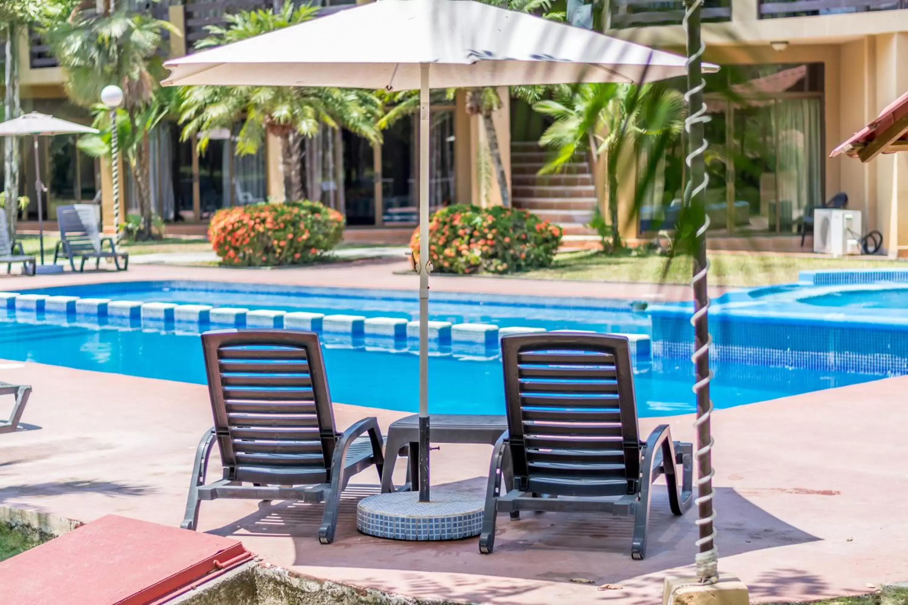 Swimming Pool in Hotel Terraza del Pacifico