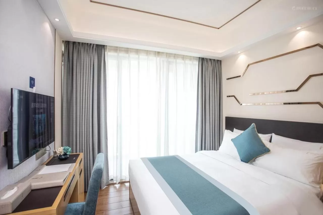 Bed in Guangzhou Victory Apartment