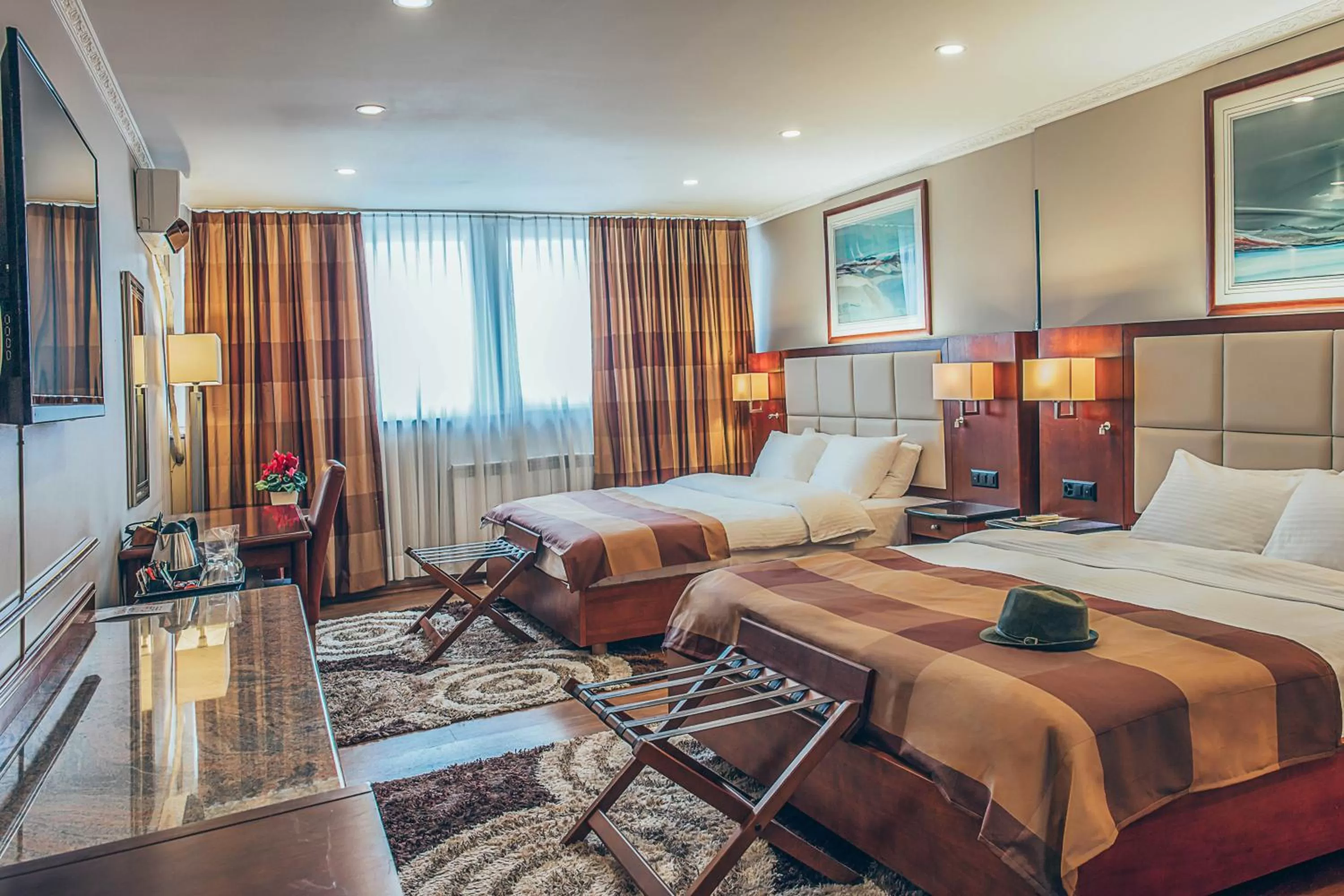 Shower in Hotel Super 8