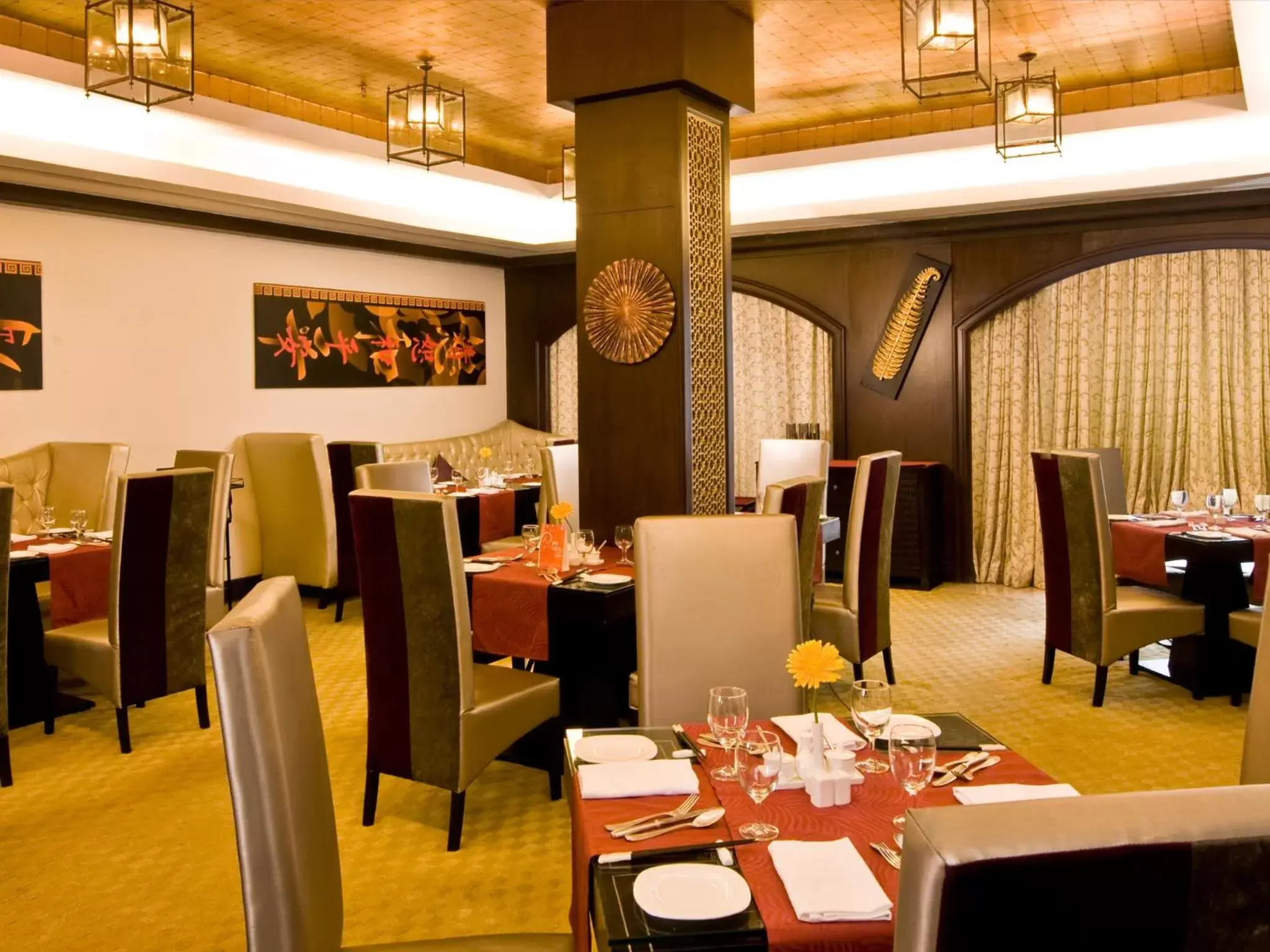 Dining area, Restaurant/Places to Eat in The Gateway Hotel Beach Road Visakhapatnam