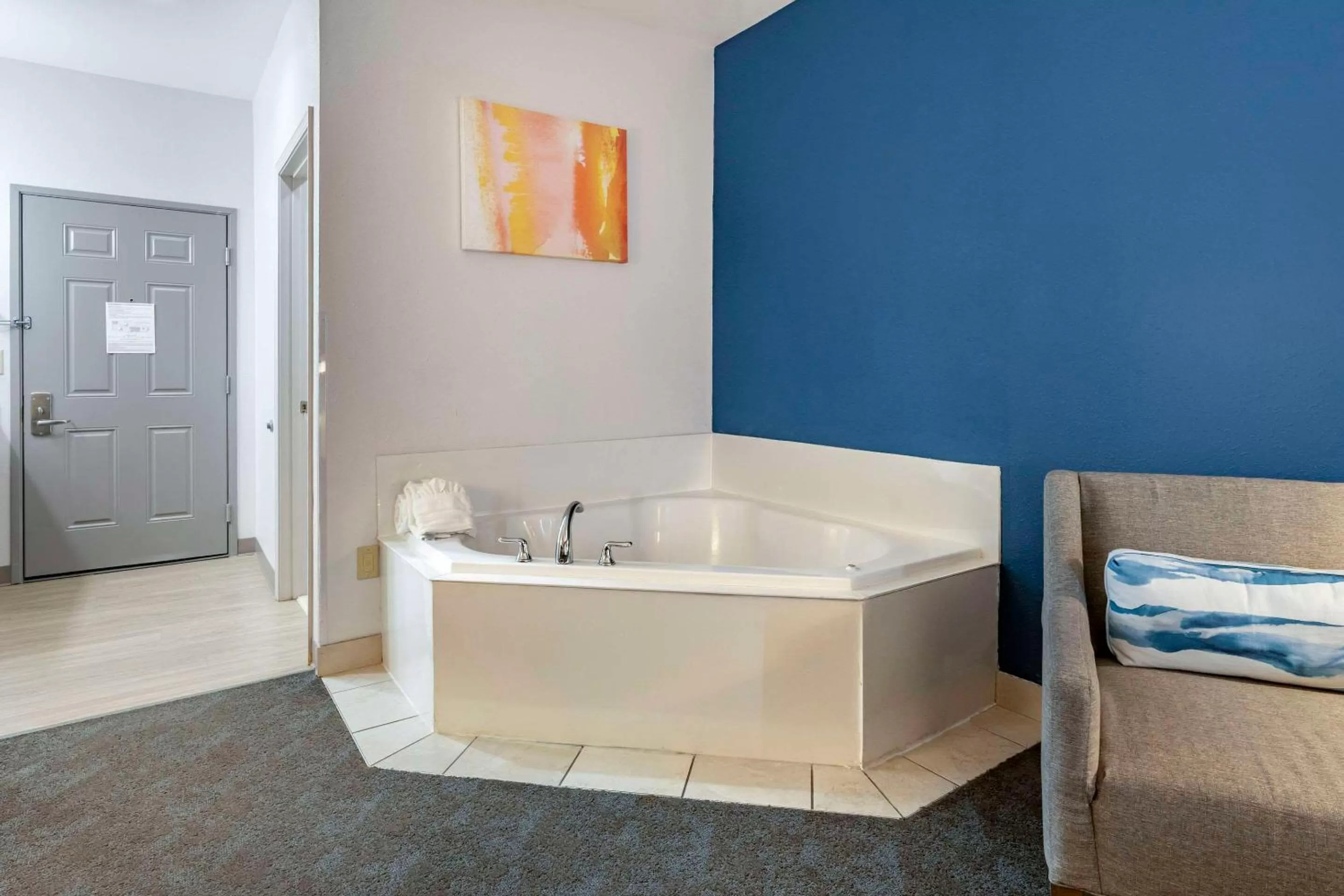 Bedroom in Comfort Inn & Suites Shelbyville