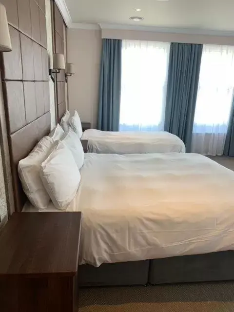 Bed in Prom Hotel