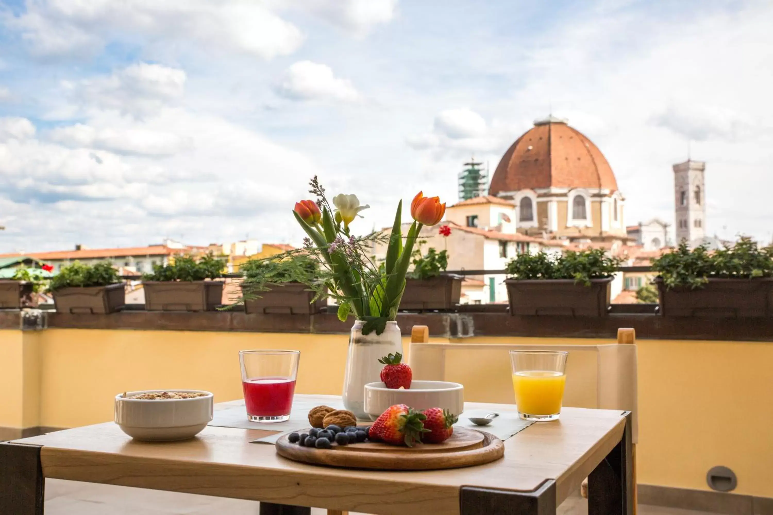Balcony/Terrace in Relais Luce Florence