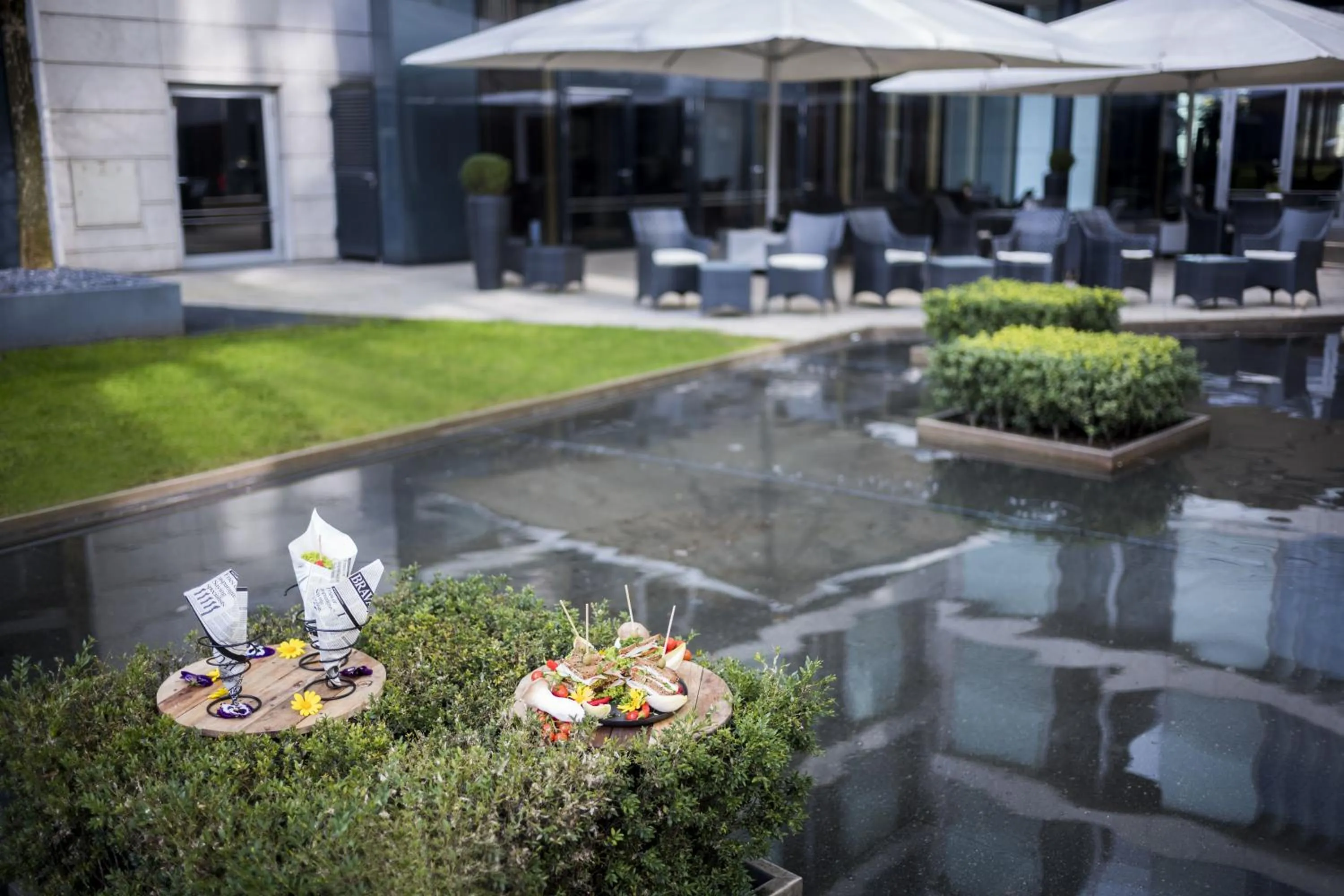 Patio in Radisson Blu Hotel Köln