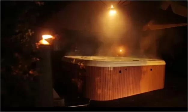 Hot Tub in B&B en SPA Landgoed Matanze